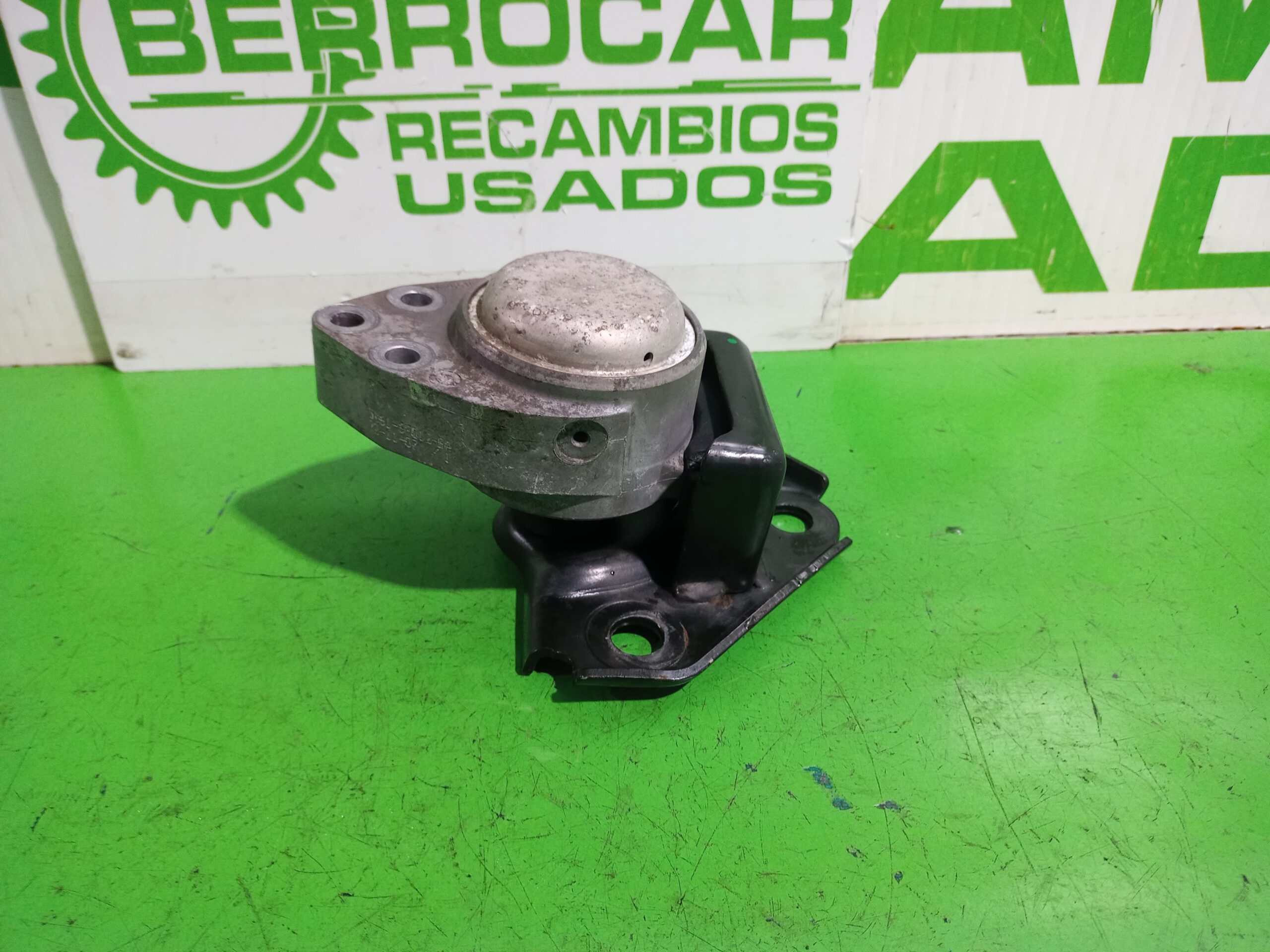 soporte_motor_derecho_5s616f012ba_ford_fiesta_cbk_ambiente