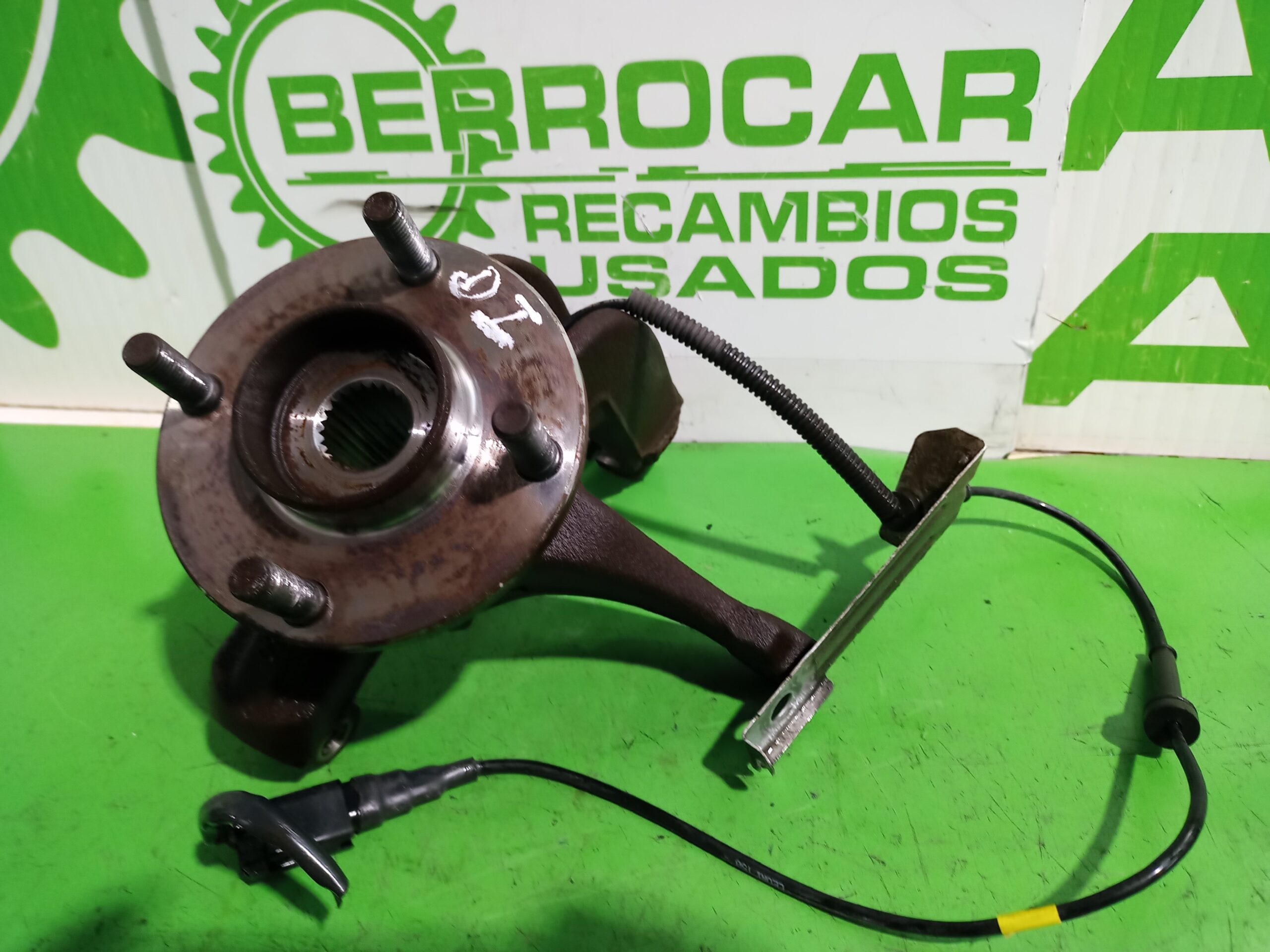 mangueta_delantera_izquierda_1479001_ford_fiesta_cbk_ambiente