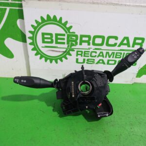 mando_multifuncion_1364722_1379849_1357437_ford_fiesta_cbk_ambiente