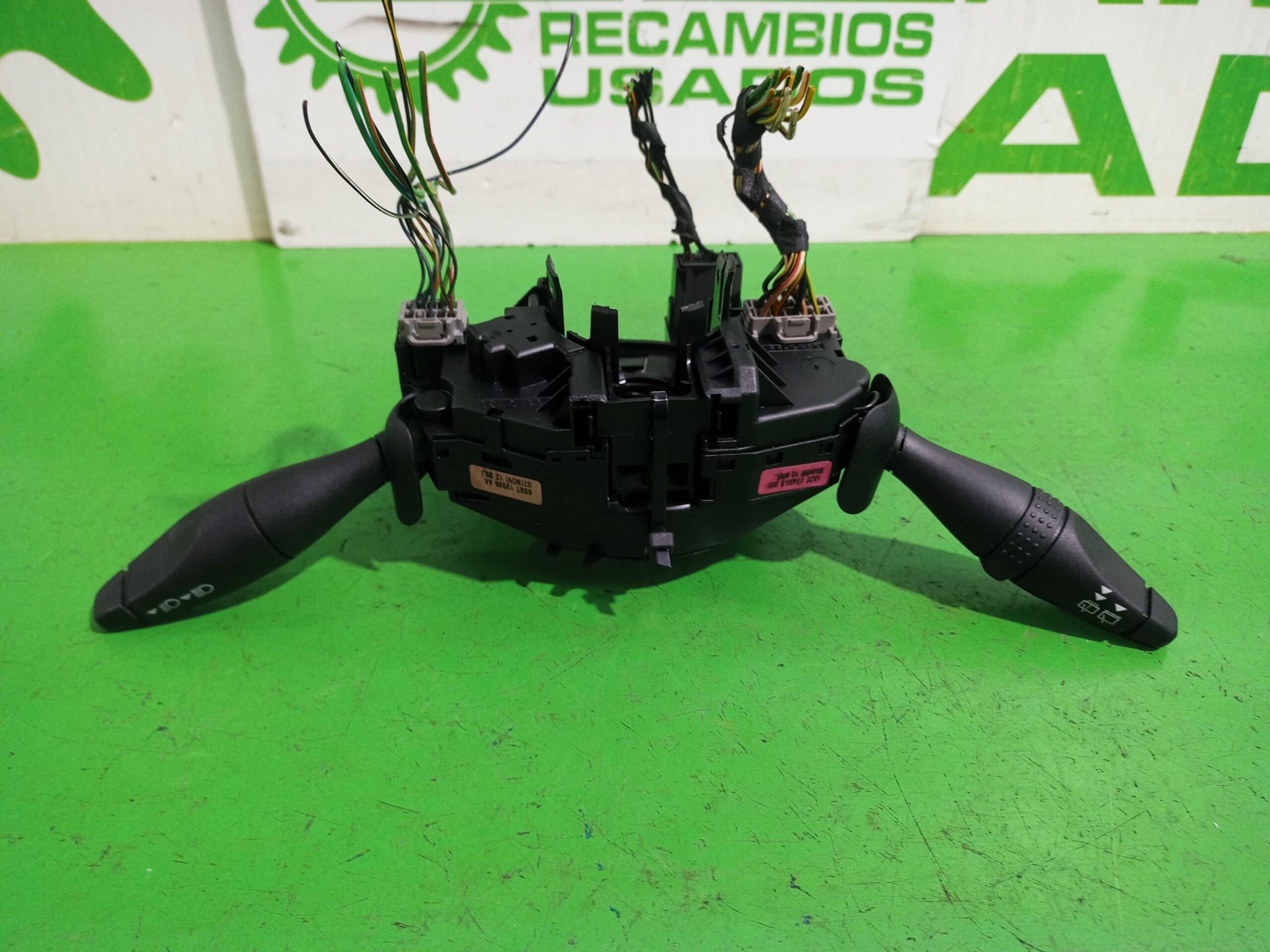 mando_multifuncion_1364722_1379849_1357437_ford_fiesta_cbk_ambiente