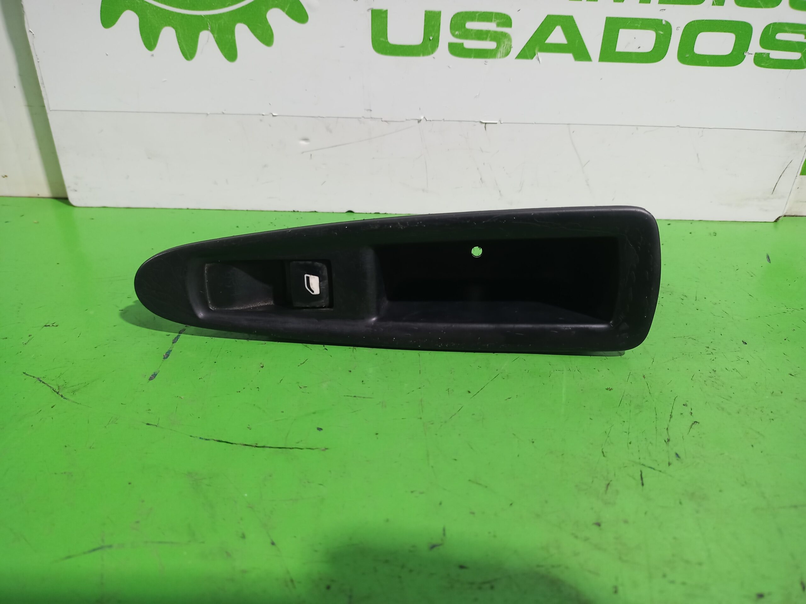 mando_elevalunas_trasero_derecho_6554hj_9650912777_citr_n_c4_berlina_collection