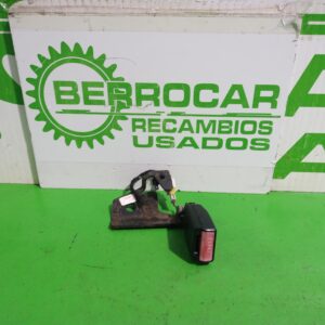 enganche_cinturon_trasero_central_8975e5_citr_n_c4_berlina_collection