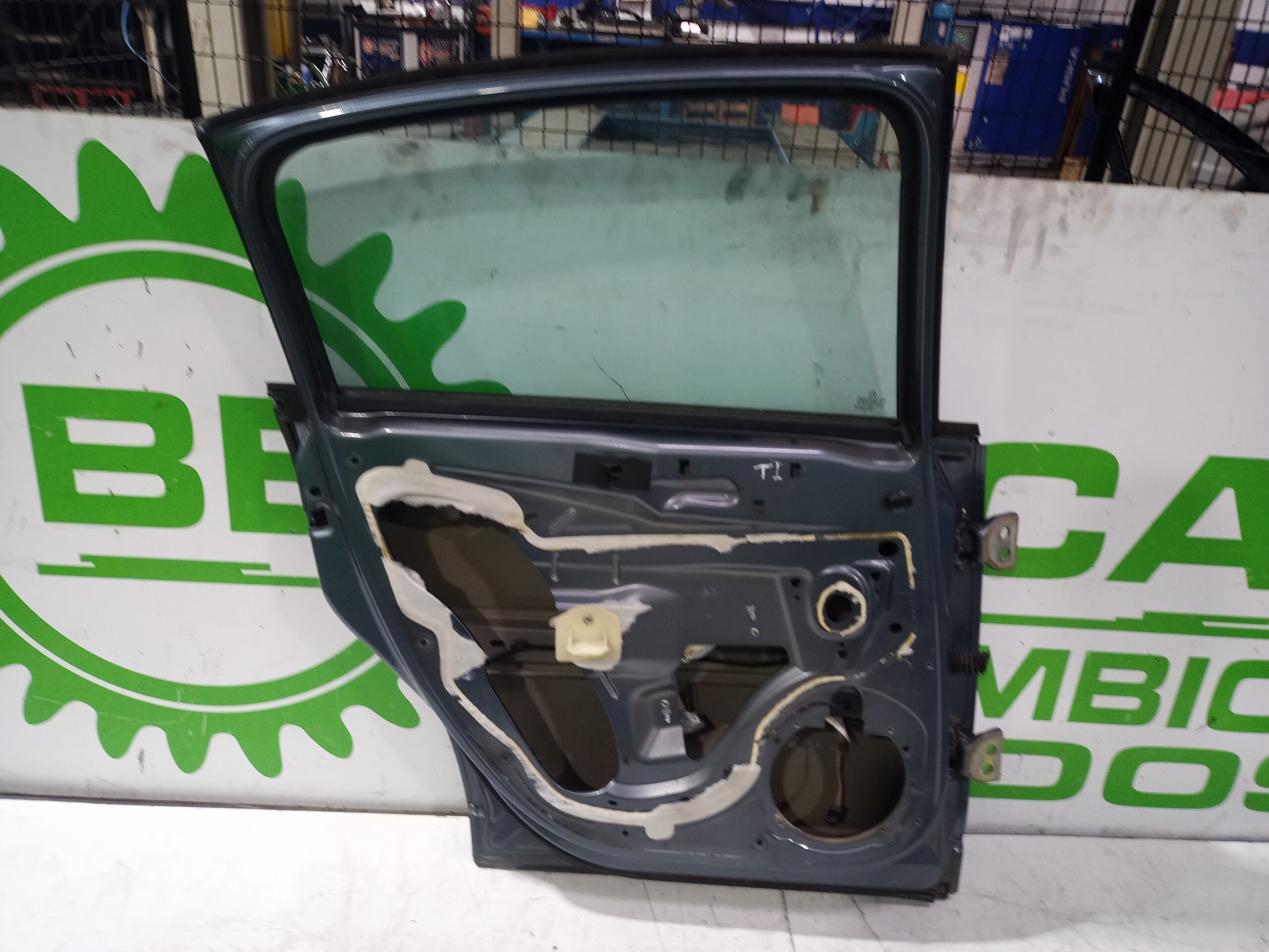 puerta_trasera_izquierda_9006h8_citr_n_c4_berlina_collection