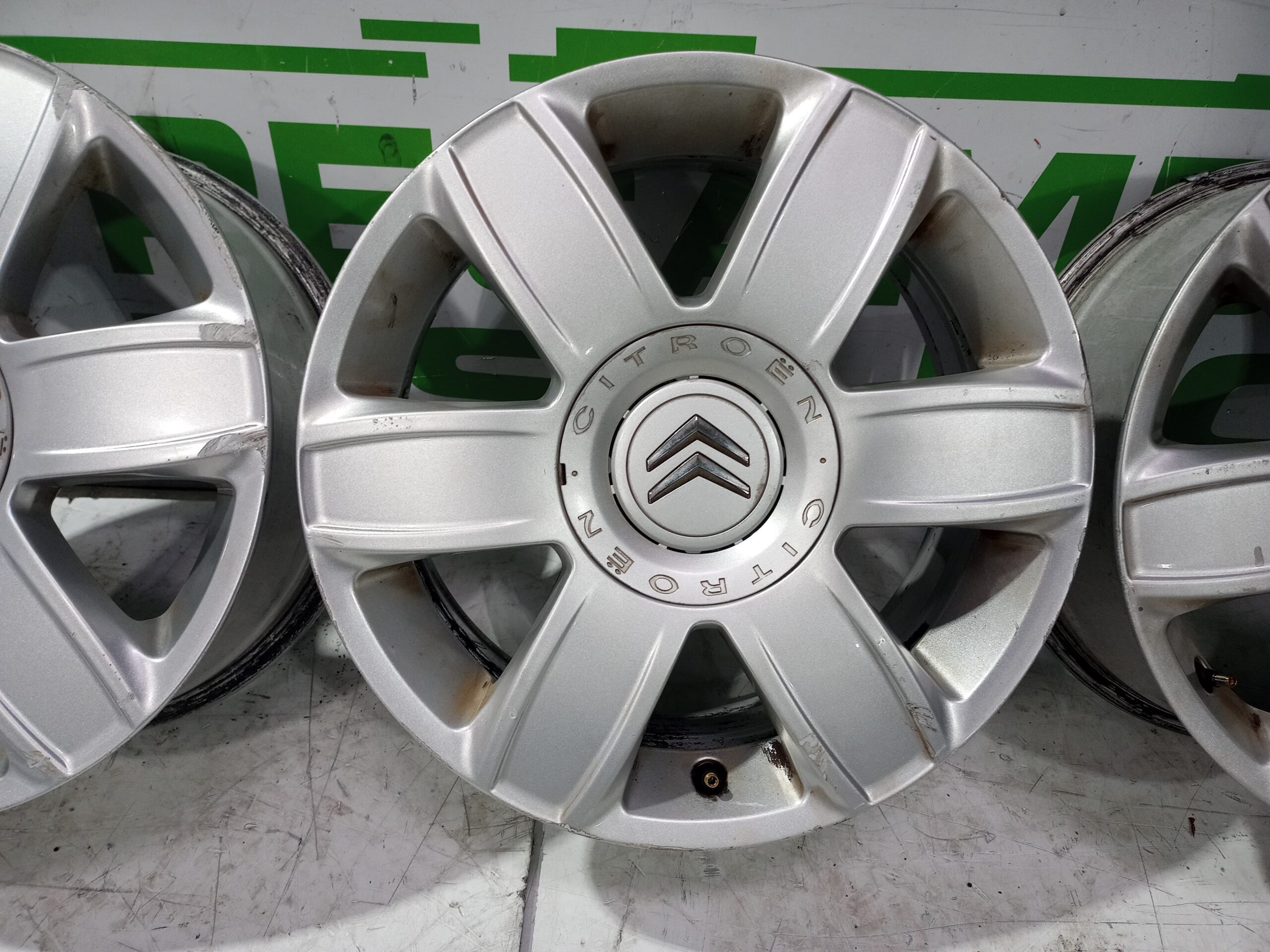 juego_llantas_5402k4_citr_n_c4_berlina_collection