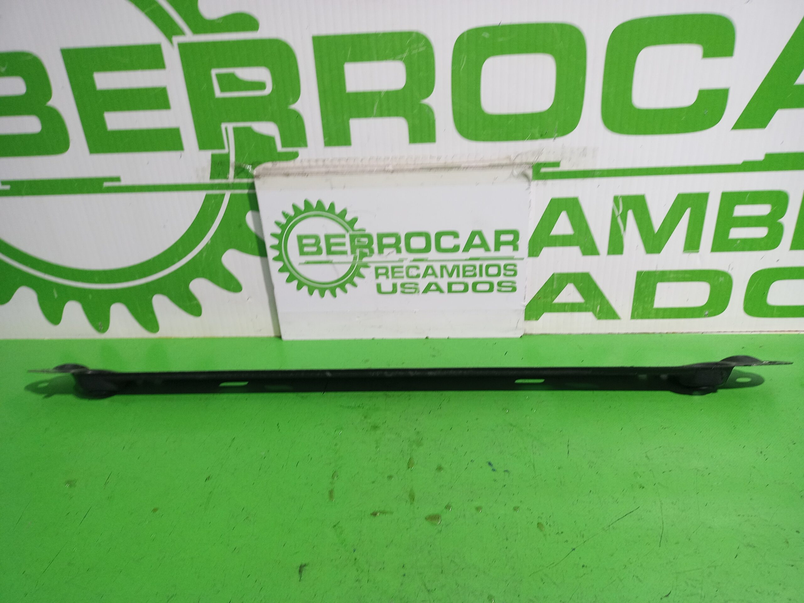 travesano_3502aw_citr_n_c4_berlina_collection