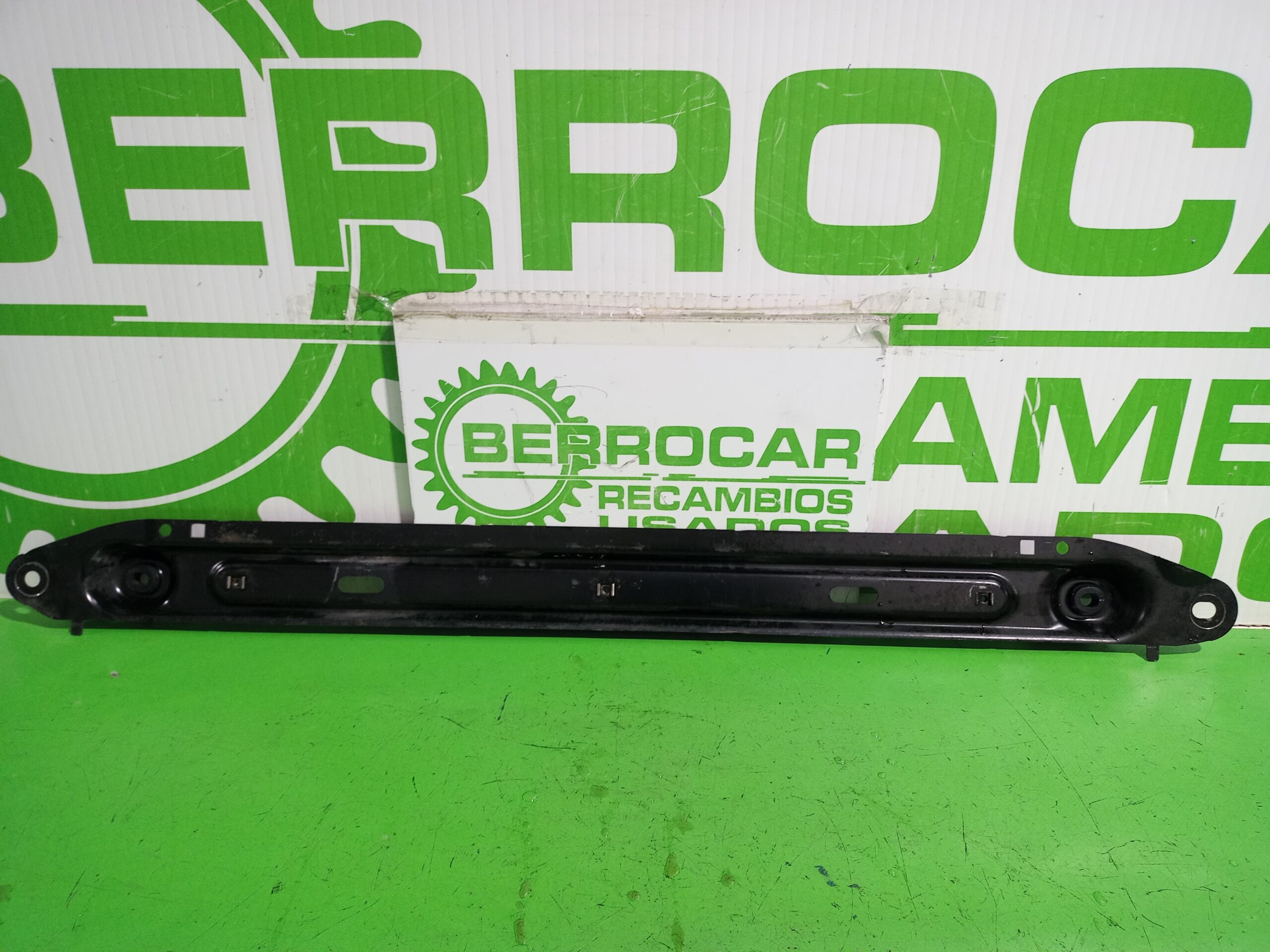 travesano_3502aw_citr_n_c4_berlina_collection