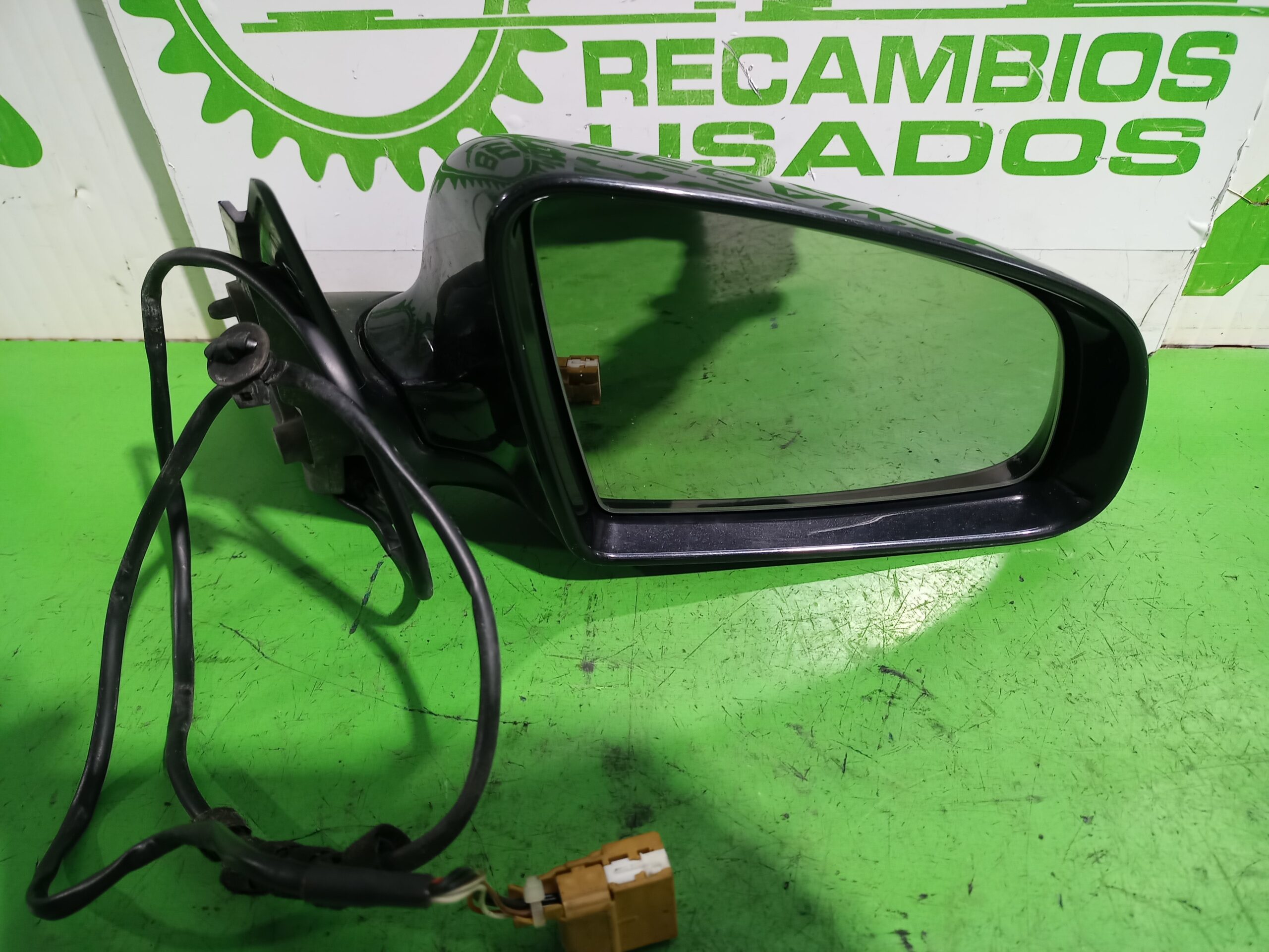 retrovisor_derecho_8e1858500a2zz_8e1858500b2zz_8e1858500c2zz_audi_a4_berlina_8e_2_5_tdi_120kw