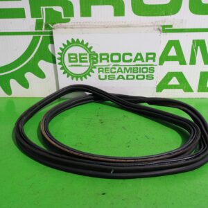 goma_contorno_8e5827705e_audi_a4_berlina_8e_2_5_tdi_120kw