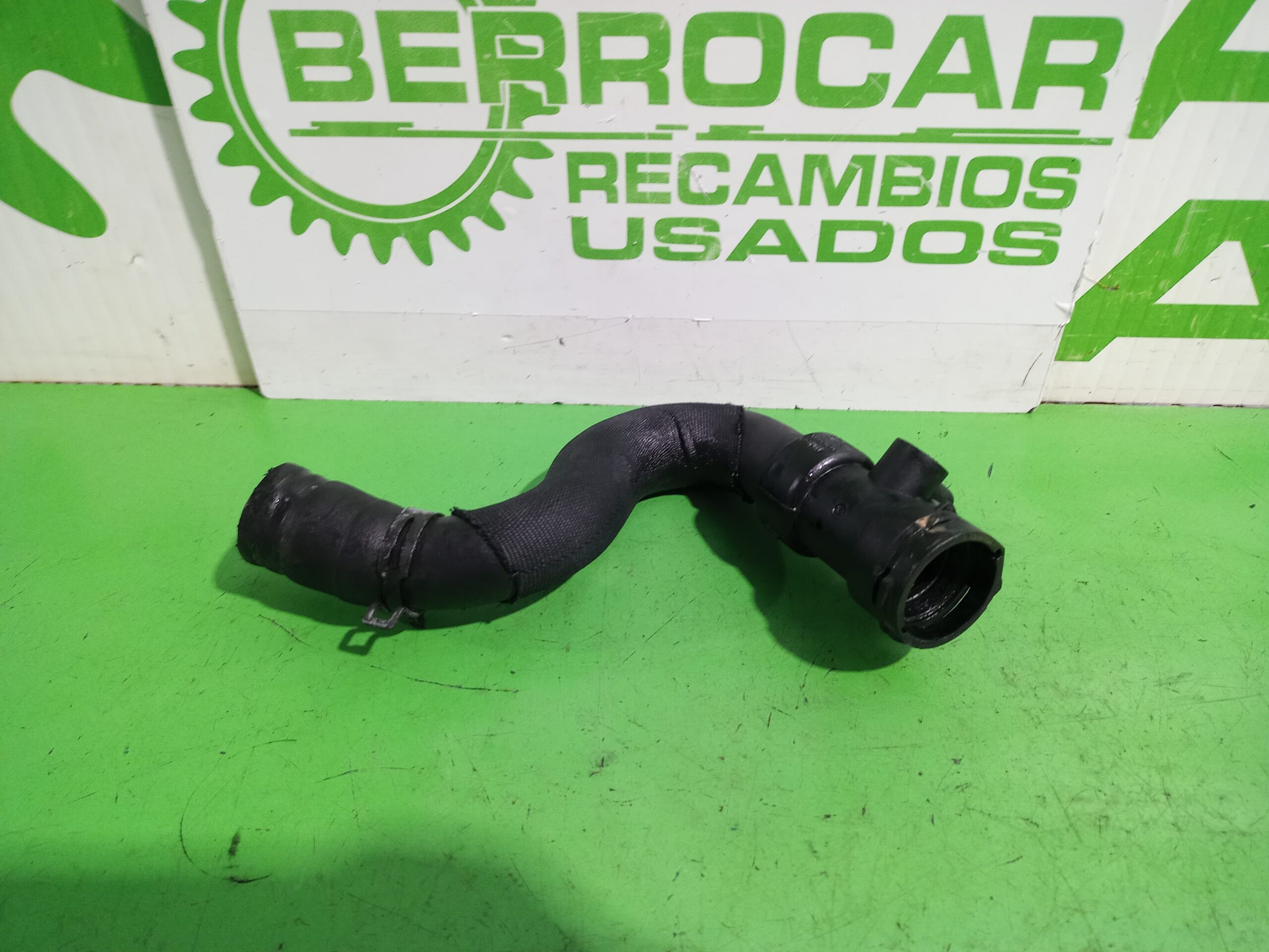 tubo_8e0121101c_audi_a4_berlina_8e_2_5_tdi_120kw