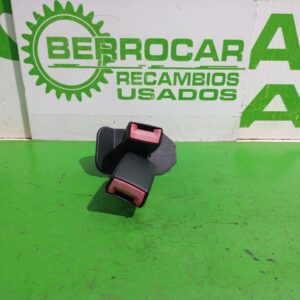 enganche_cinturon_central_8e085774001c_audi_a4_berlina_8e_2_5_tdi_120kw