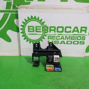 caja_reles_fusibles_8e1937503_audi_a4_berlina_8e_2_5_tdi_120kw