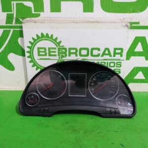 cuadro_instrumentos_8e0920930t_audi_a4_berlina_8e_2_5_tdi_120kw