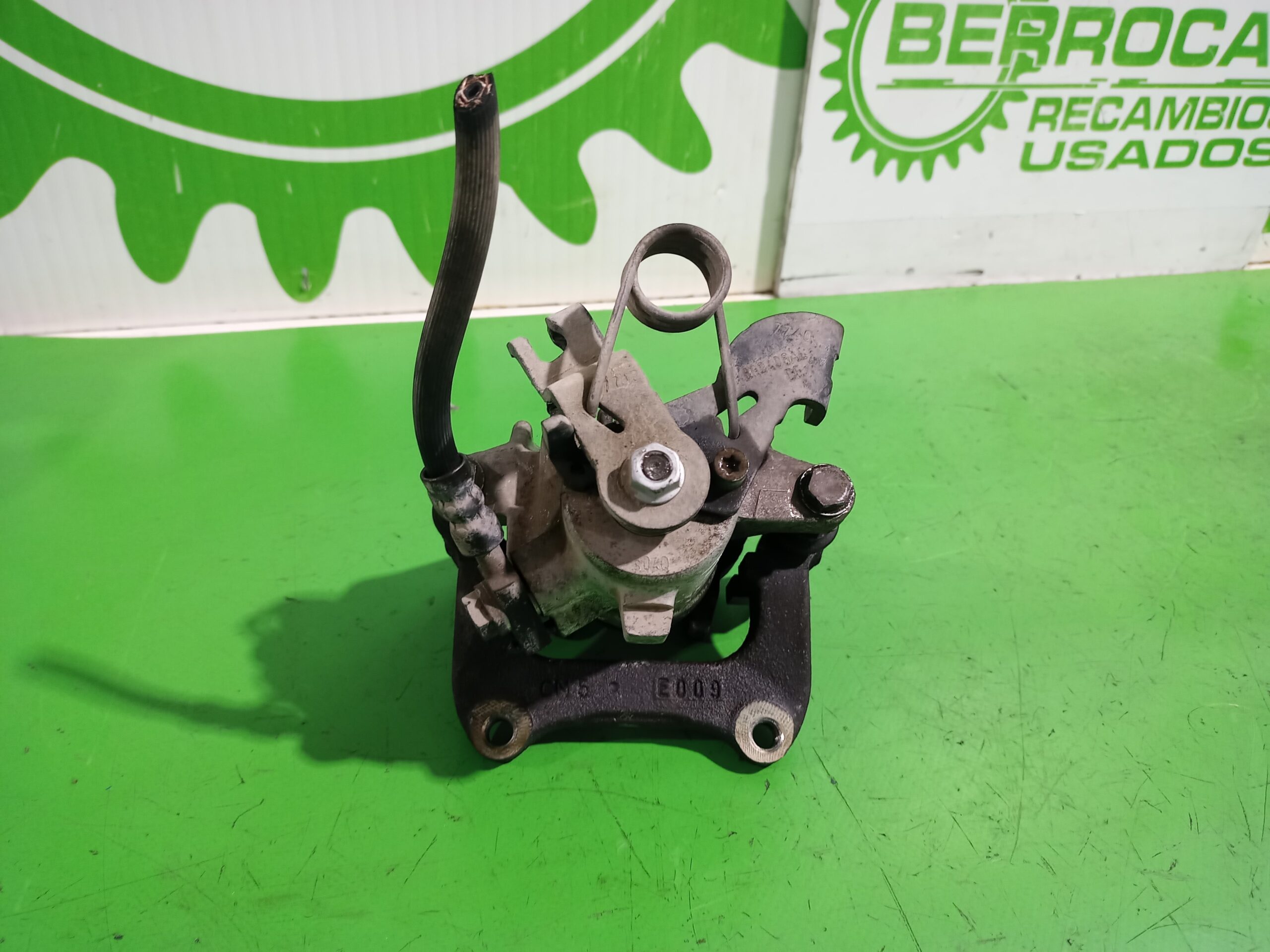 pinza_de_freno_trasera_izquierda_8e0615423c_audi_a4_berlina_8e_2_5_tdi_120kw