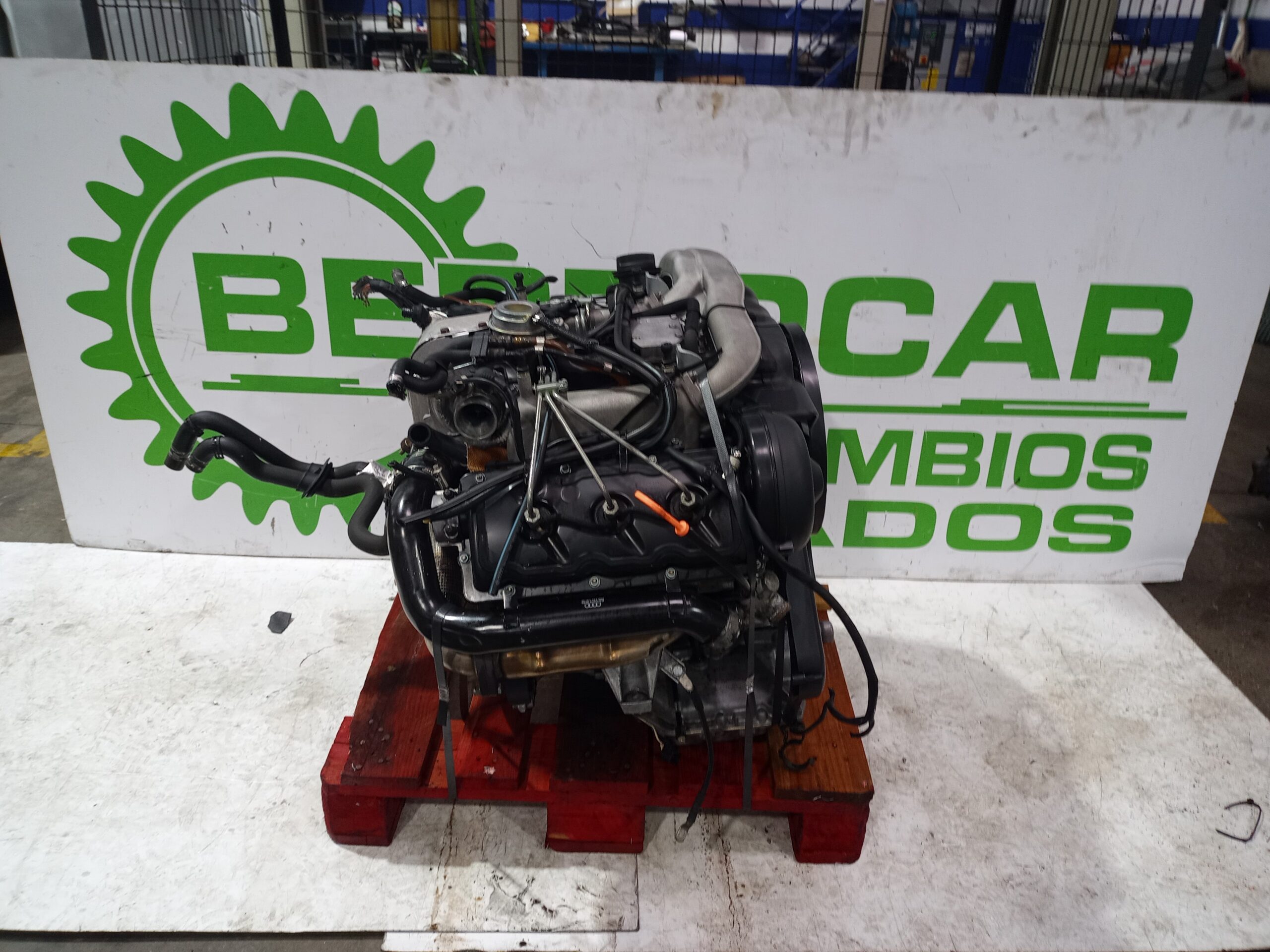 motor_completo_059103021l_audi_a4_berlina_8e_2_5_tdi_120kw