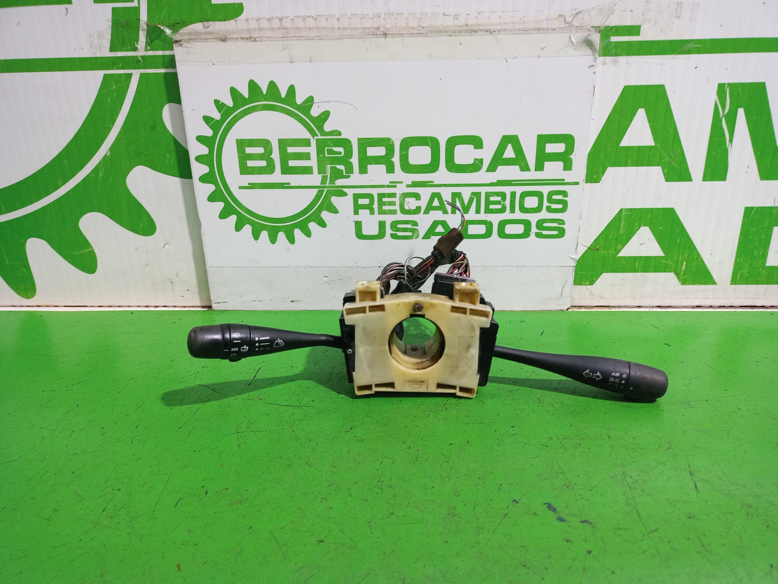 mando_multifuncion_255609c000_nissan_serena_c23m_2_3_lx_diesel