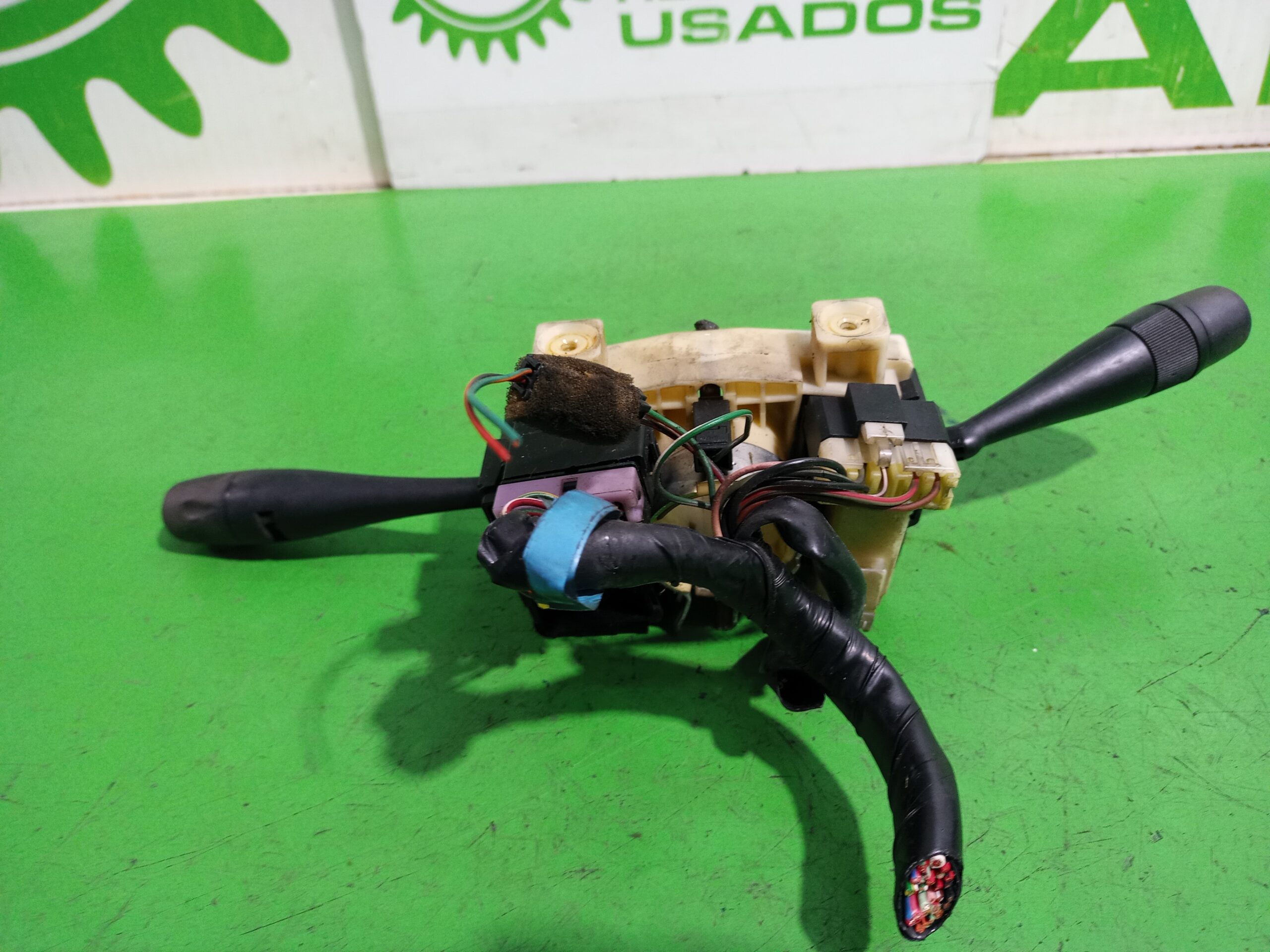 mando_multifuncion_255609c000_nissan_serena_c23m_2_3_lx_diesel