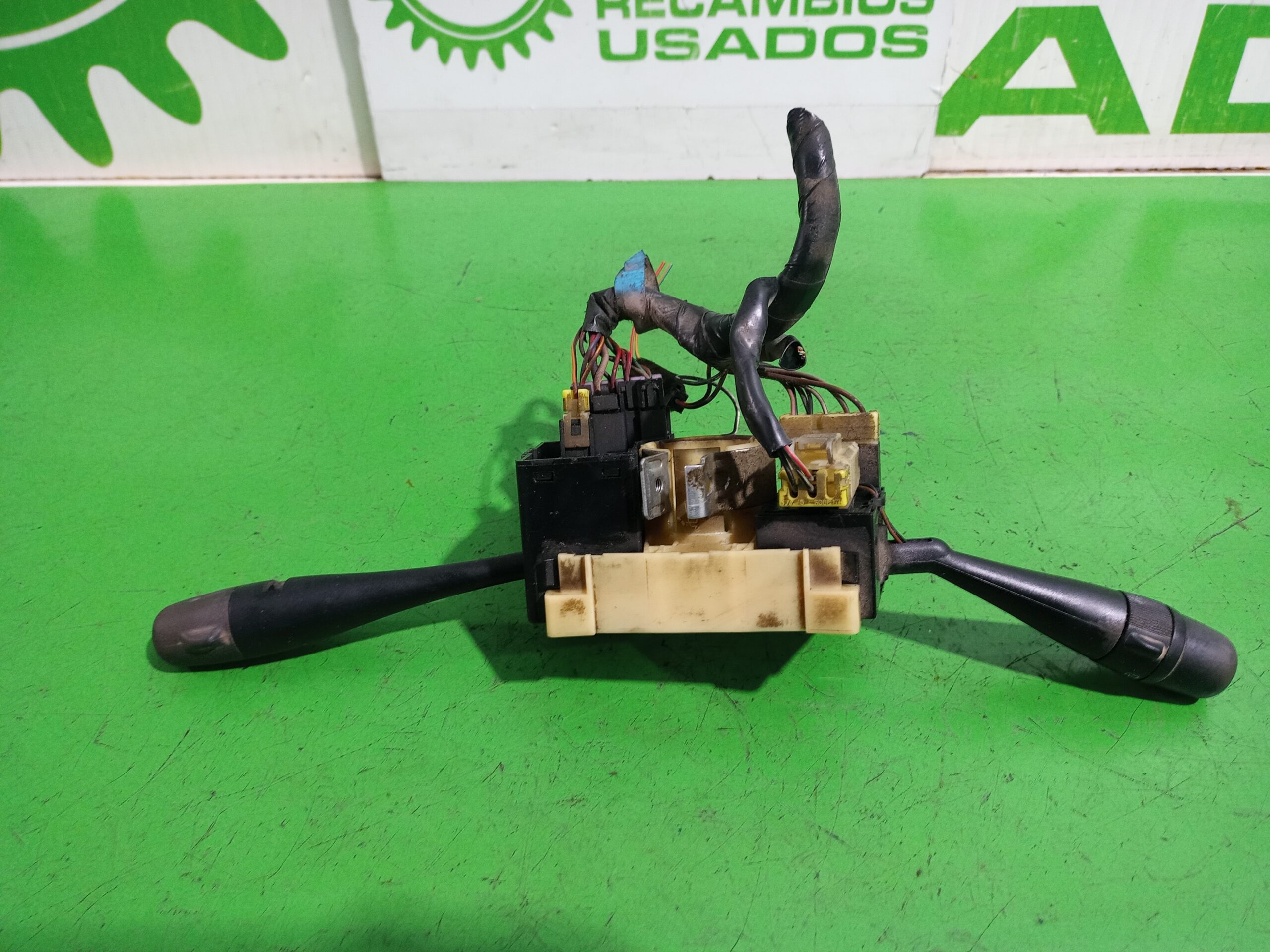 mando_multifuncion_255609c000_nissan_serena_c23m_2_3_lx_diesel