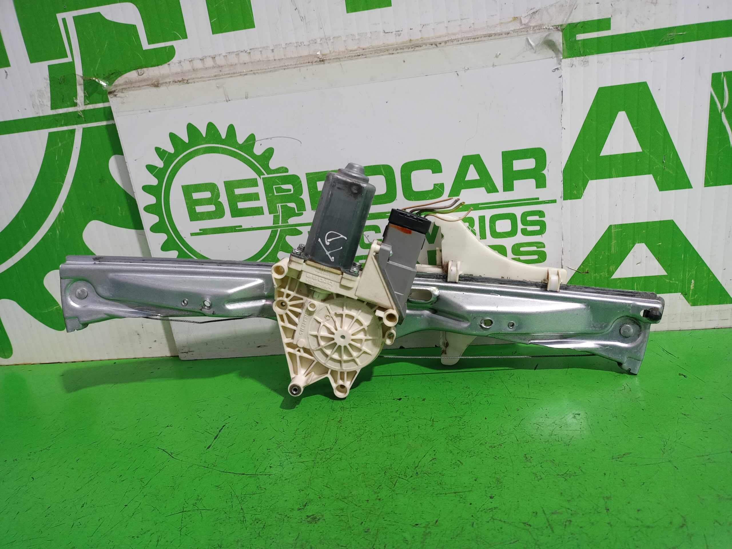 elevalunas_trasero_derecho_9632533380_citr_n_c5_berlina_attraction