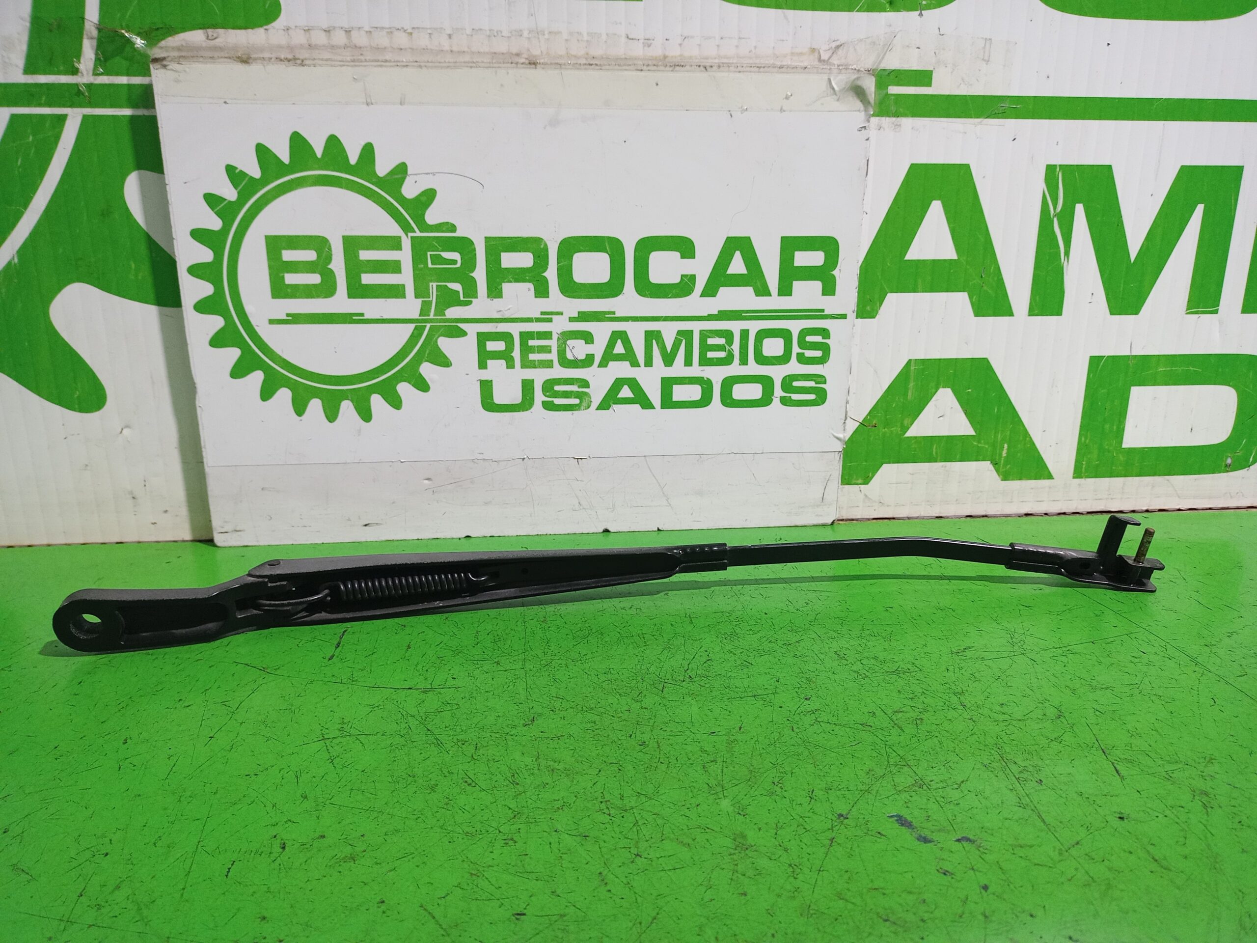 brazo_limpia_delantero_izquierdo_6429x0_citr_n_c5_berlina_attraction