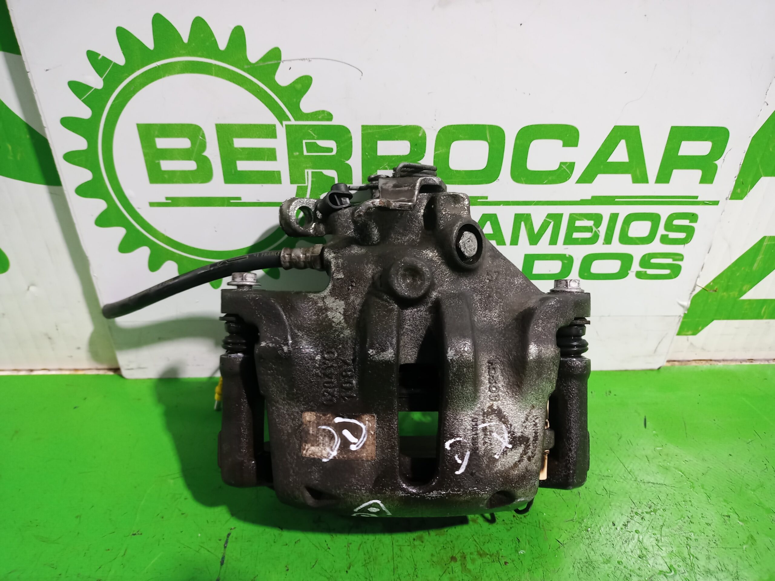 pinza_de_freno_delantera_derecha_4400l7_citr_n_c5_berlina_attraction