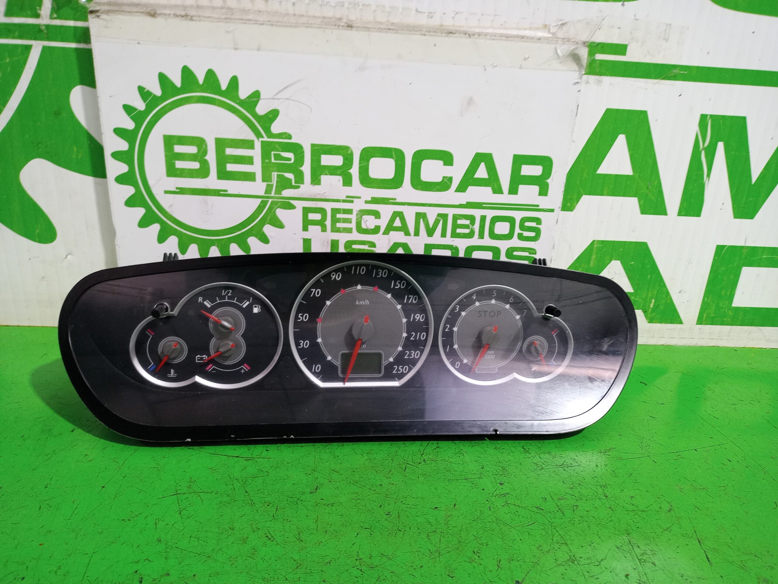 cuadro_instrumentos_96556087_citr_n_c5_berlina_attraction