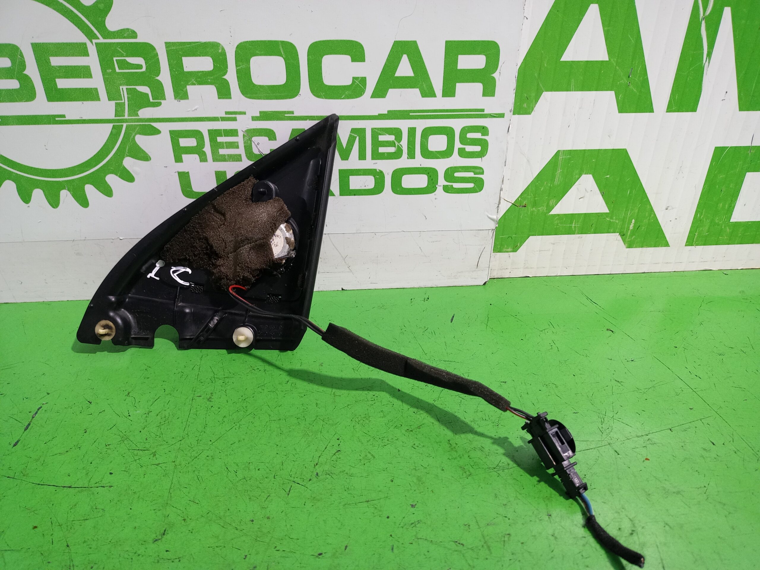 altavoz_6l0837973_seat_ibiza_6l1_cool