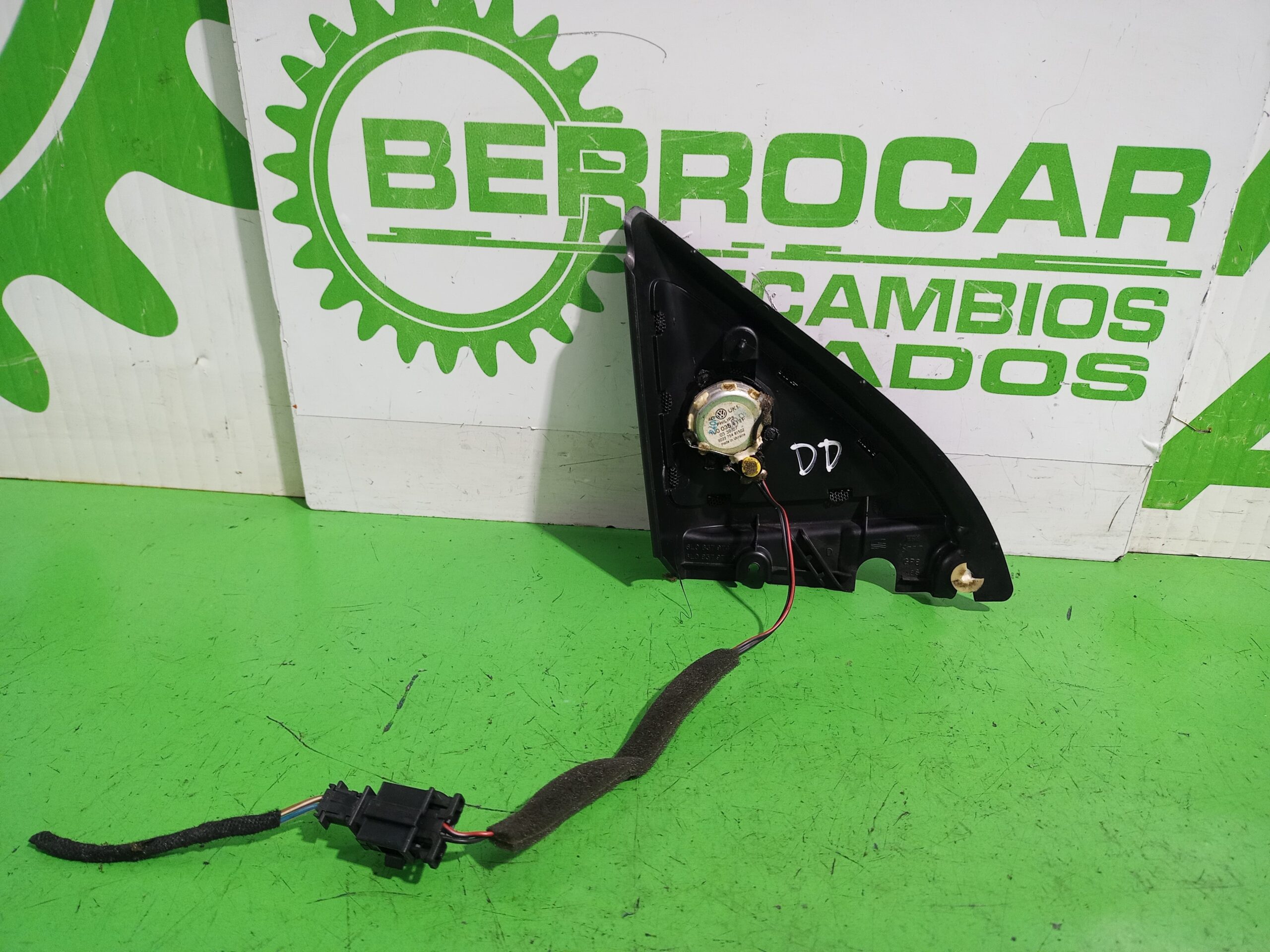 altavoz_6l0837974_seat_ibiza_6l1_cool