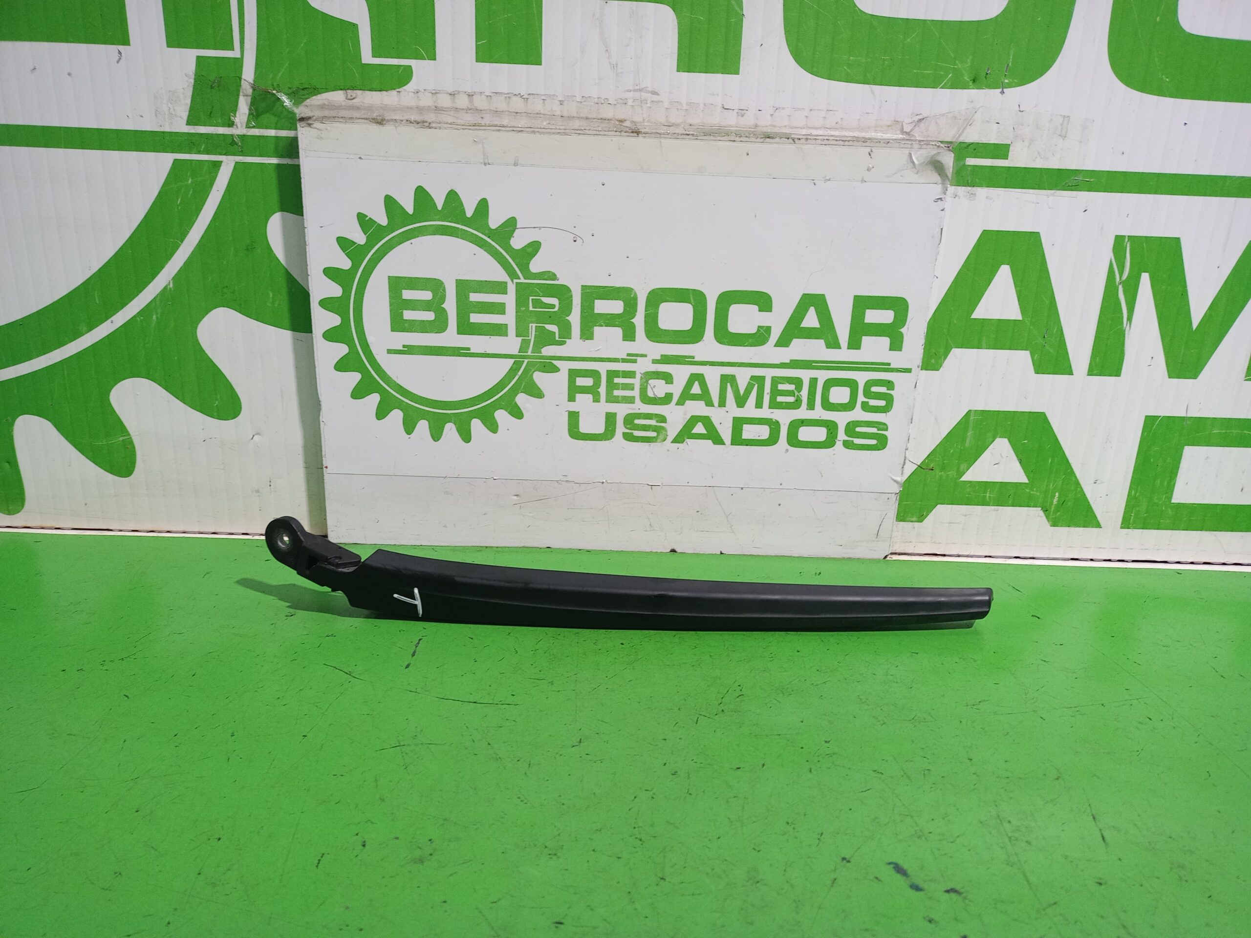 brazo_limpia_trasero_5p0955707_seat_ibiza_6l1_cool