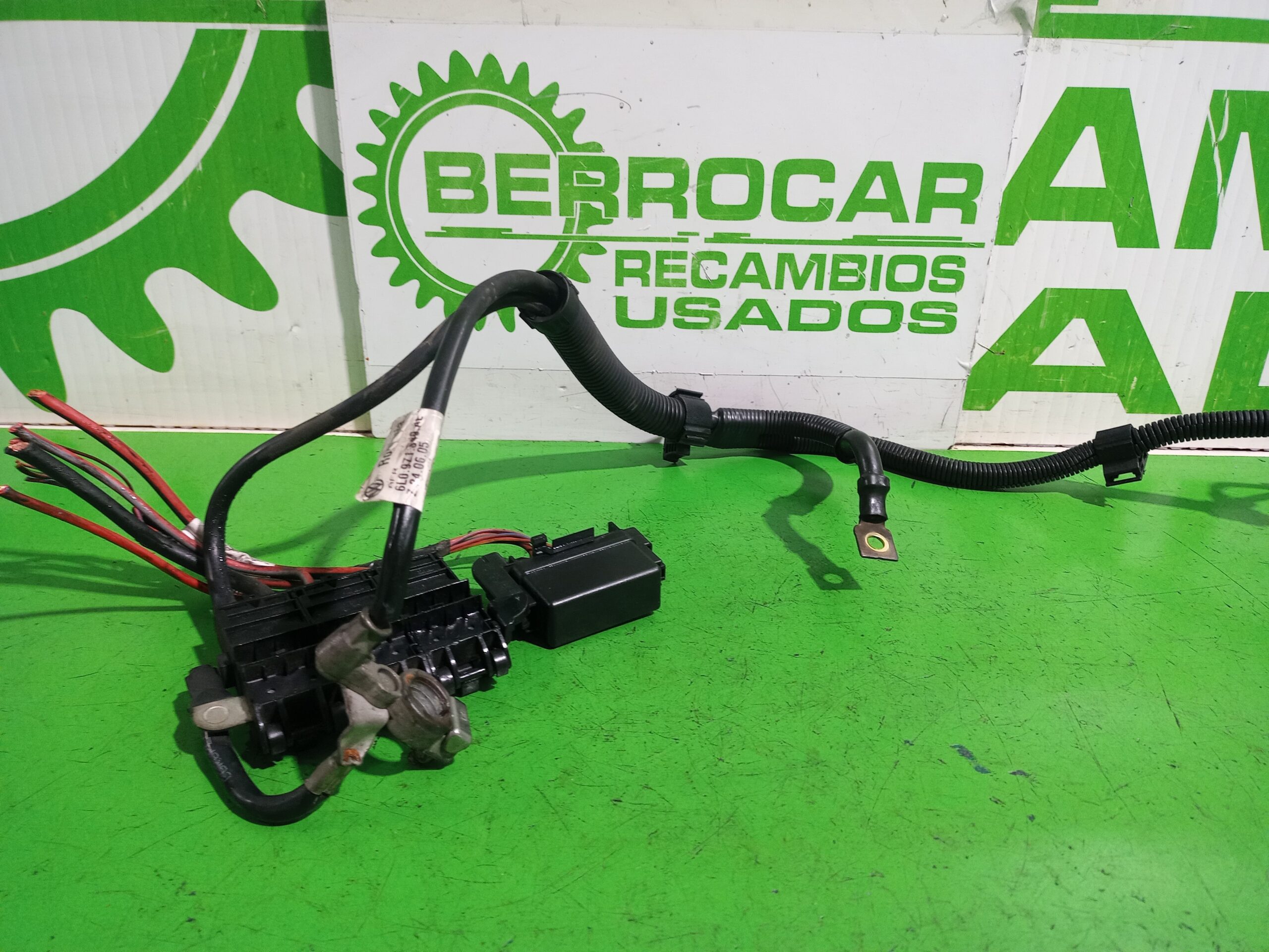 borna_postiva_6l0971349_seat_ibiza_6l1_cool