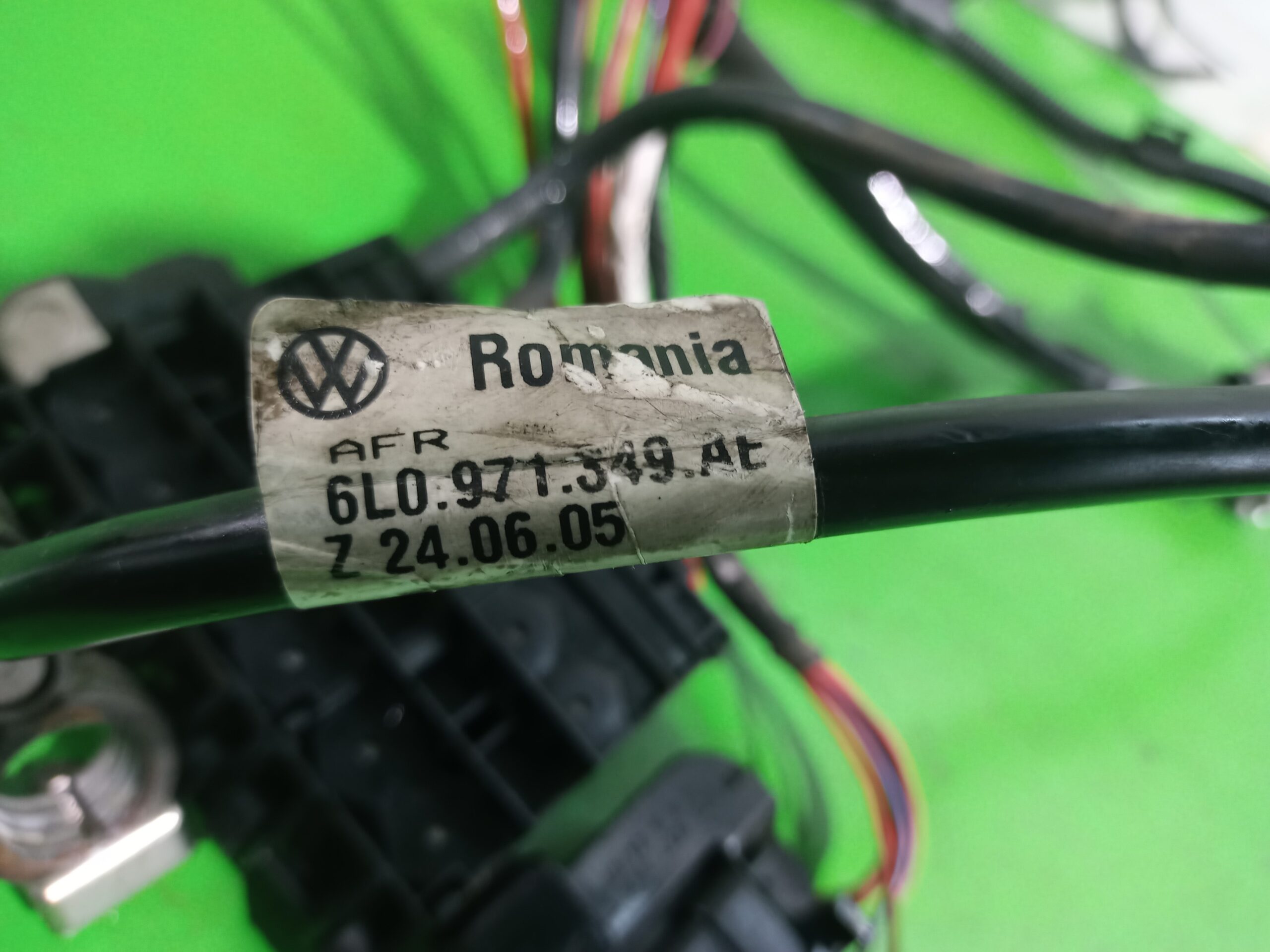 borna_postiva_6l0971349_seat_ibiza_6l1_cool