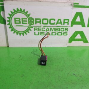 rele_7m0951253a_seat_ibiza_6j5_emocion