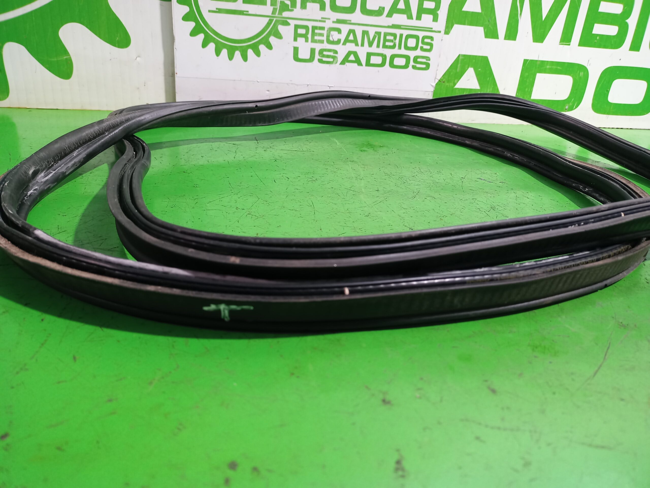 goma_contorno_6j4827705a9b9_seat_ibiza_6j5_emocion