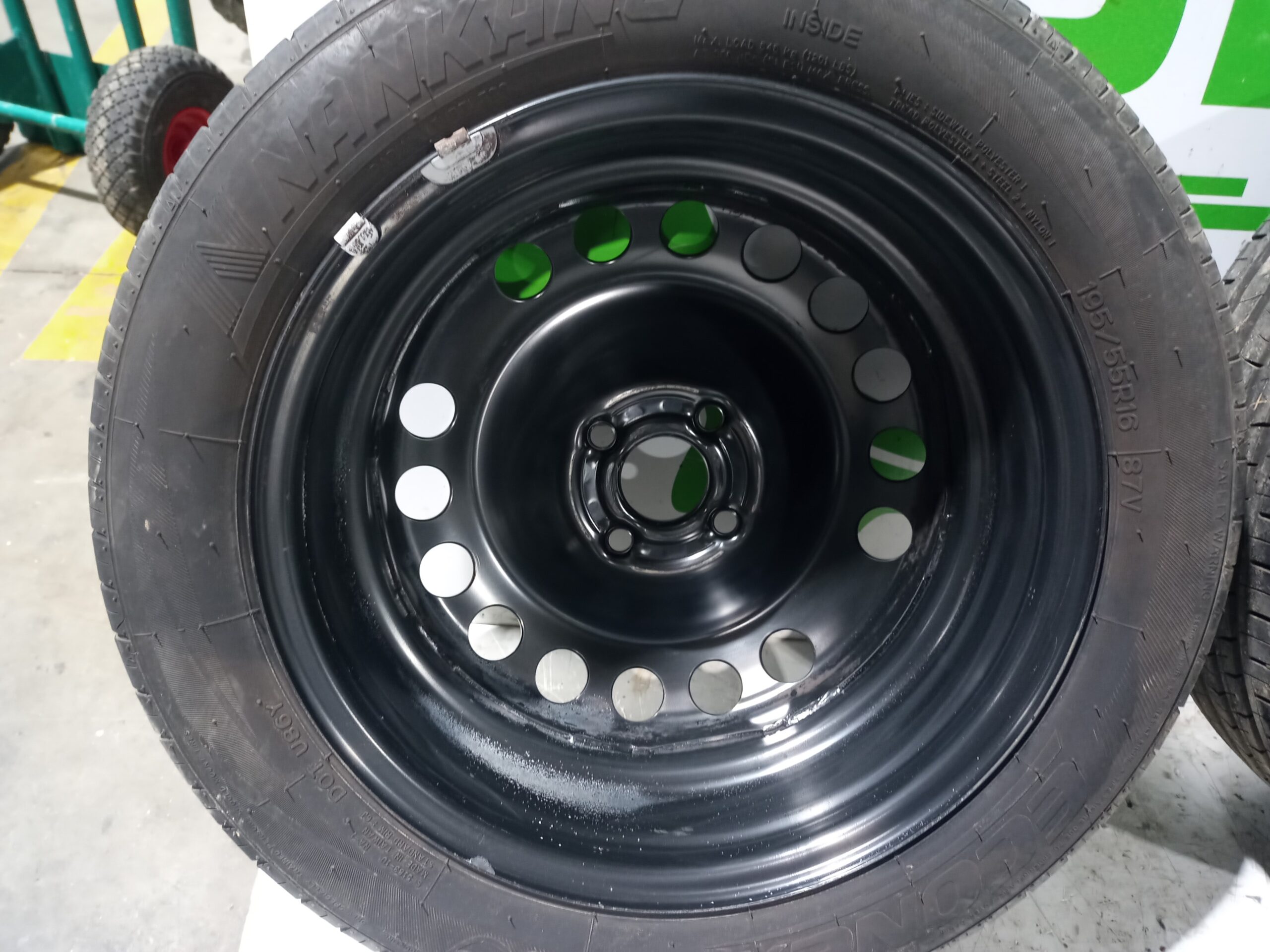 juego_llantas_2160136_opel_corsa_e_expression