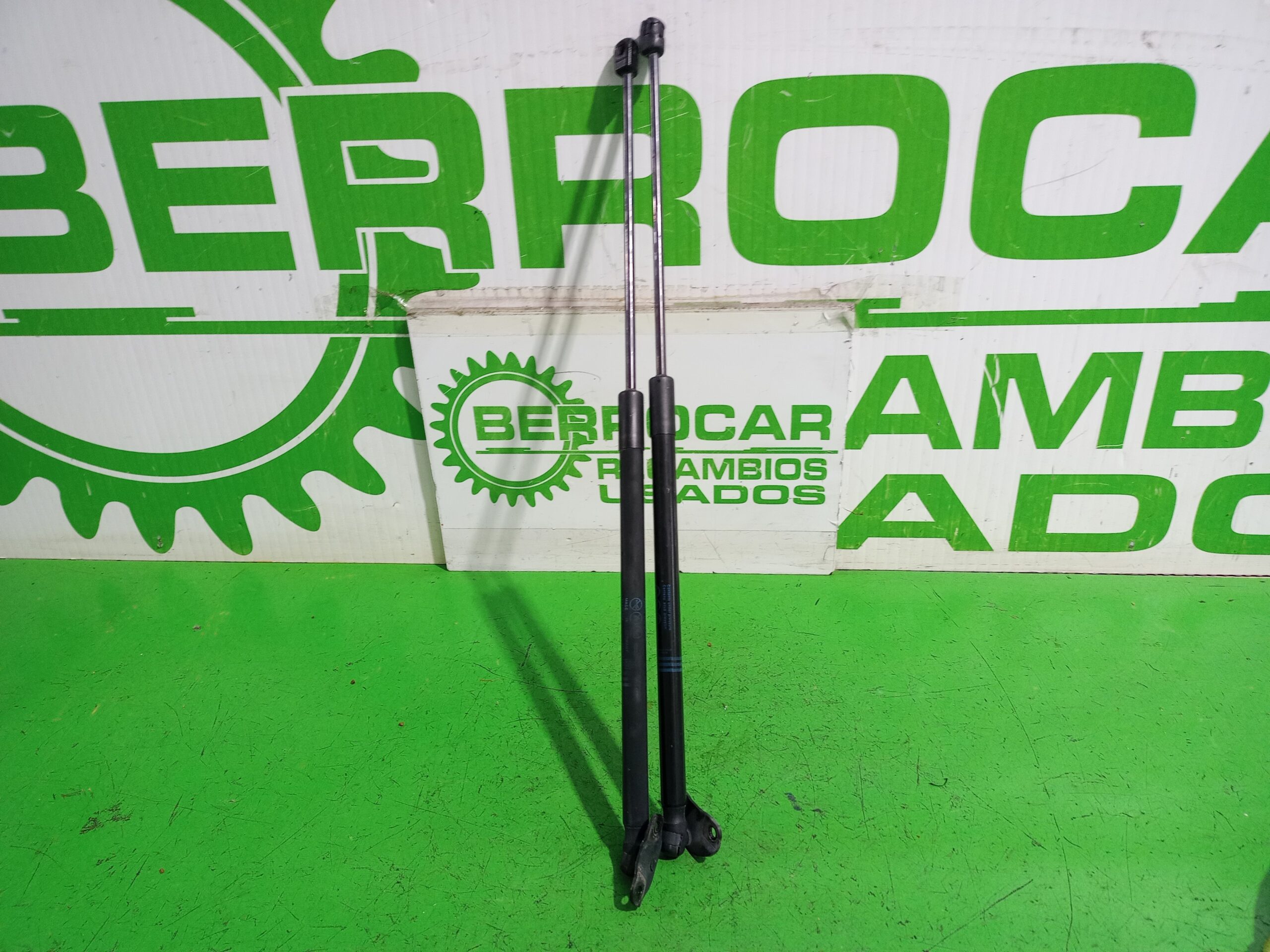 amortiguadores_maletero_porton_13428064_opel_corsa_e_expression