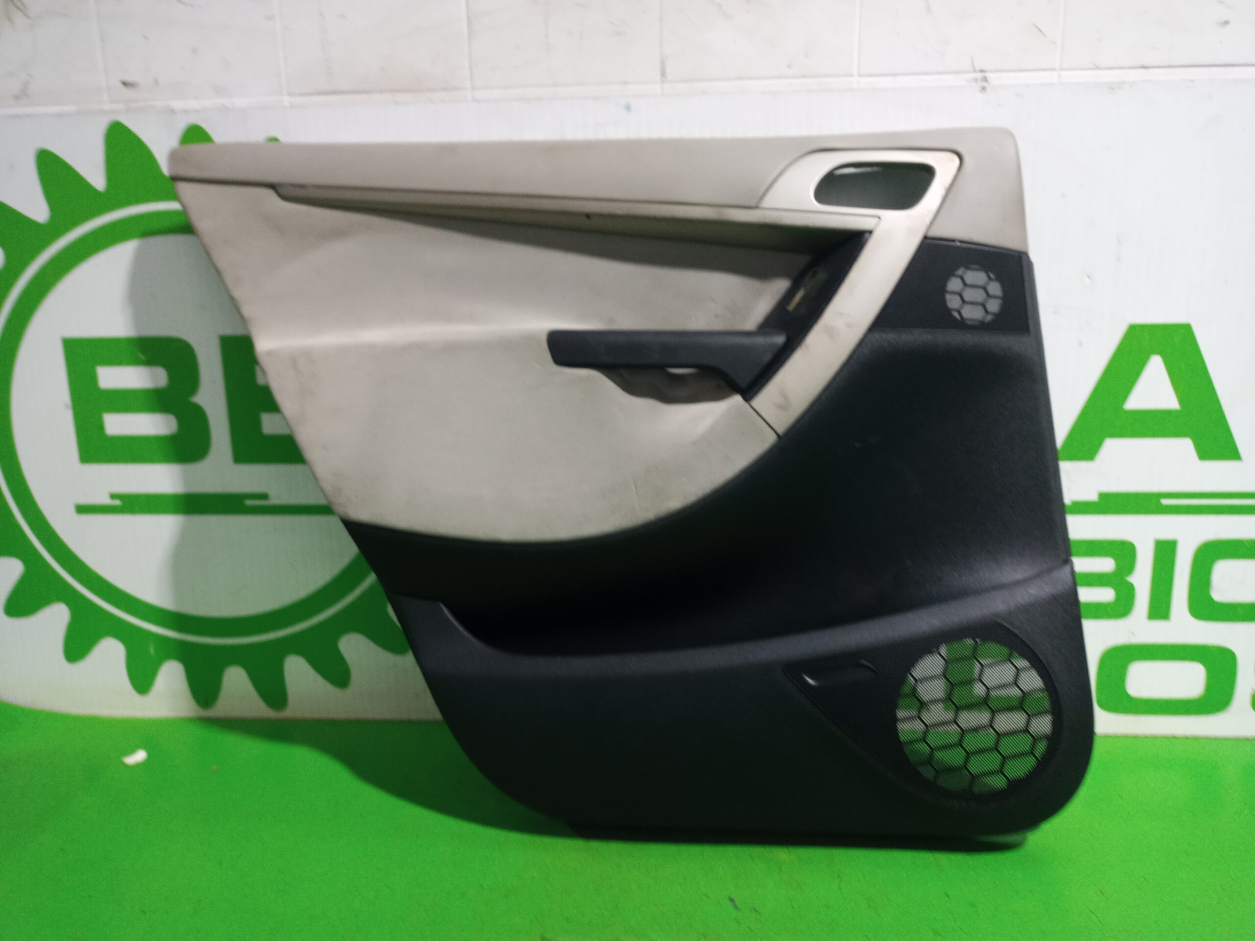 guarnecido_puerta_trasera_izquierda_9333yl_citr_n_c4_grand_picasso_exclusive