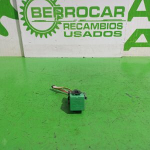 rele_12v35a03531_citr_n_c4_grand_picasso_exclusive