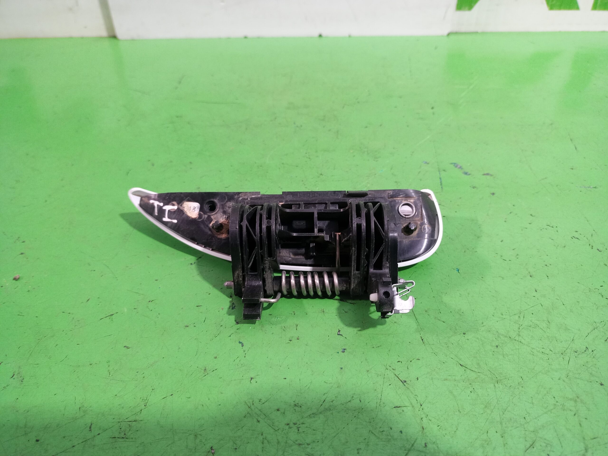 maneta_exterior_trasera_izquierda_806070421r_dacia_sandero_laureate