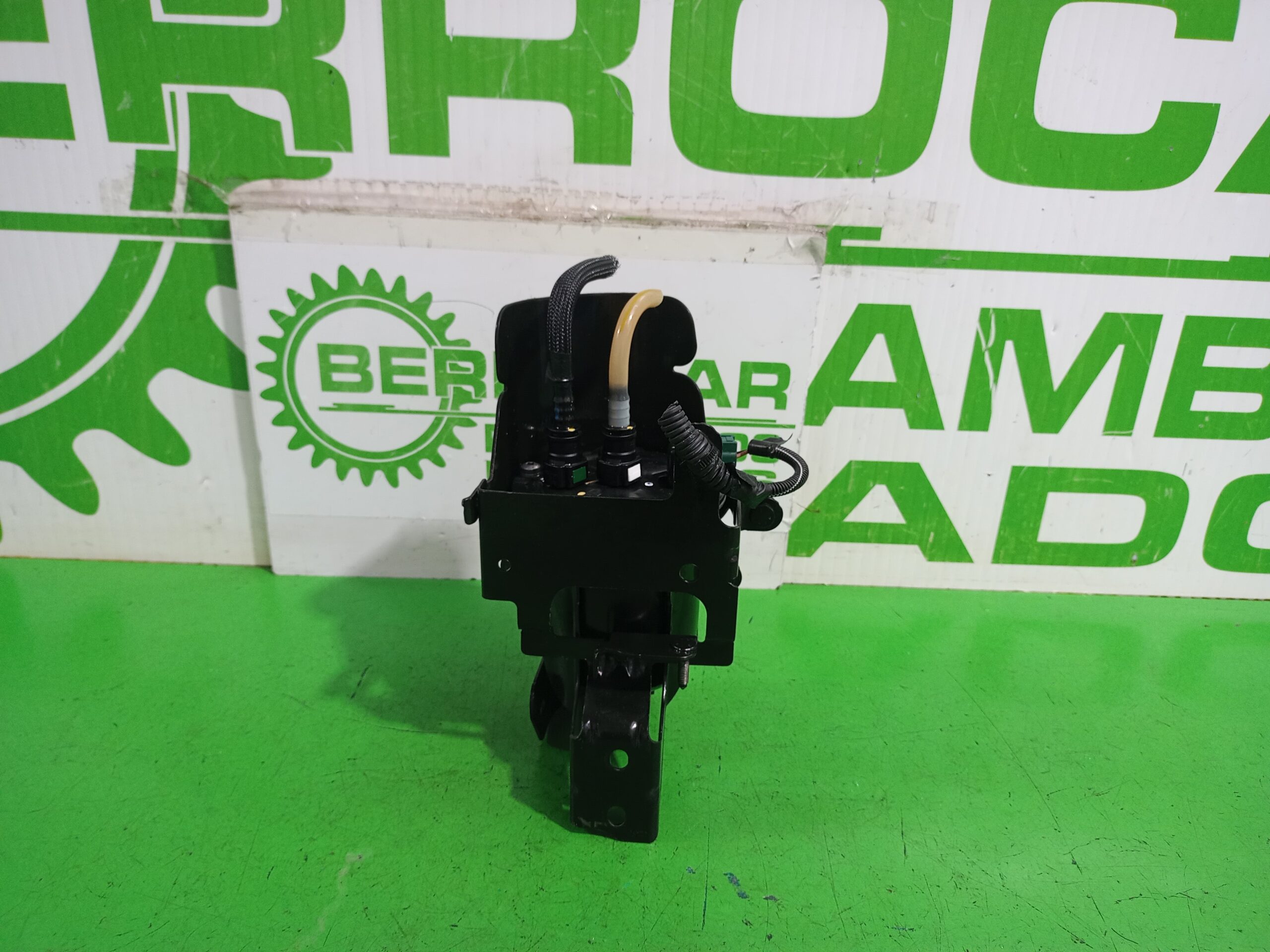 soporte_filtro_gasoil_164118858r_dacia_sandero_laureate