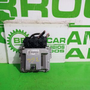 centralita_motor_uce_237106319r_dacia_sandero_laureate