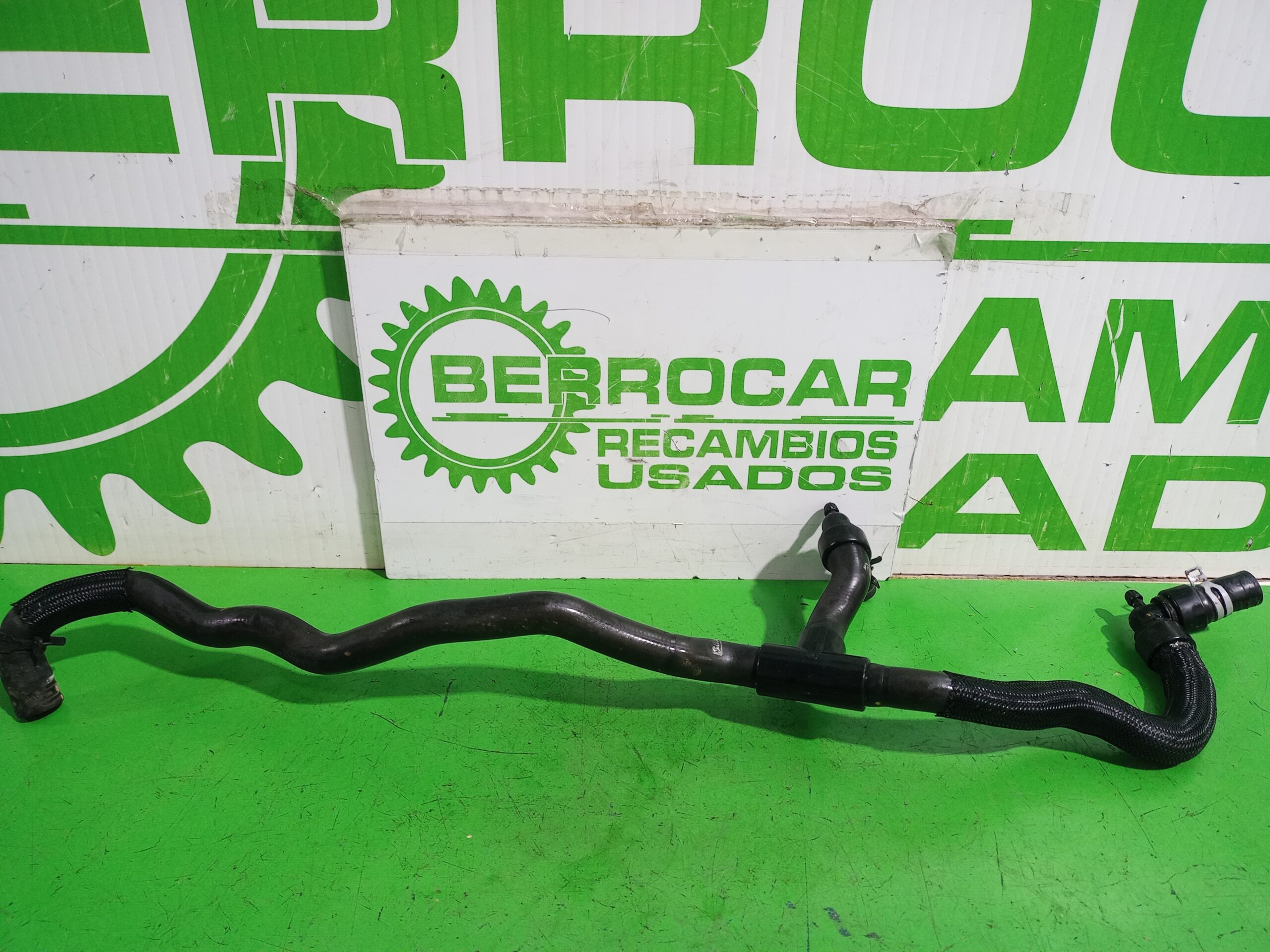 tubo_924105931r_dacia_sandero_laureate