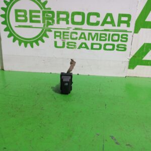 interruptor_254295936r_dacia_sandero_laureate