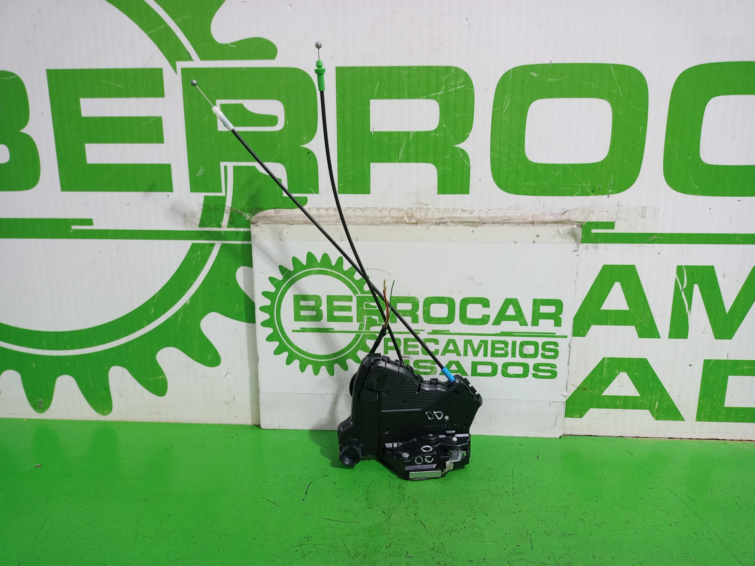 cerradura_puerta_delantera_derecha_6903005131_toyota_auris_touring_sports_e18_hybrid_feel_edition