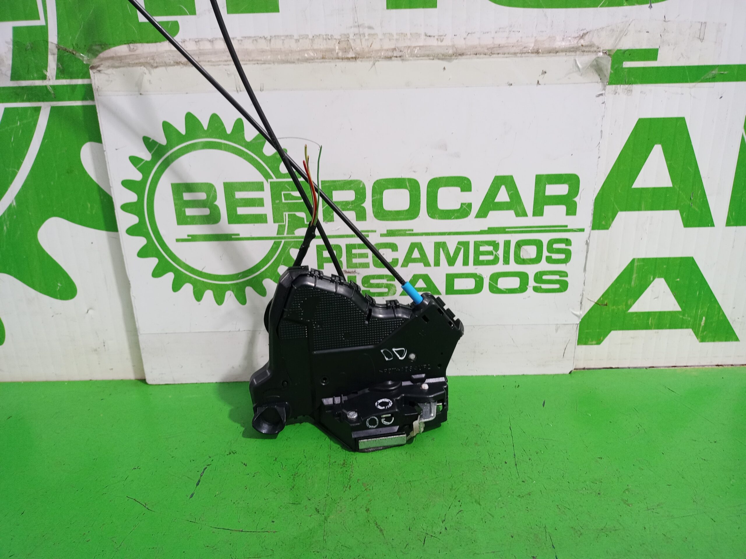 cerradura_puerta_delantera_derecha_6903005131_toyota_auris_touring_sports_e18_hybrid_feel_edition