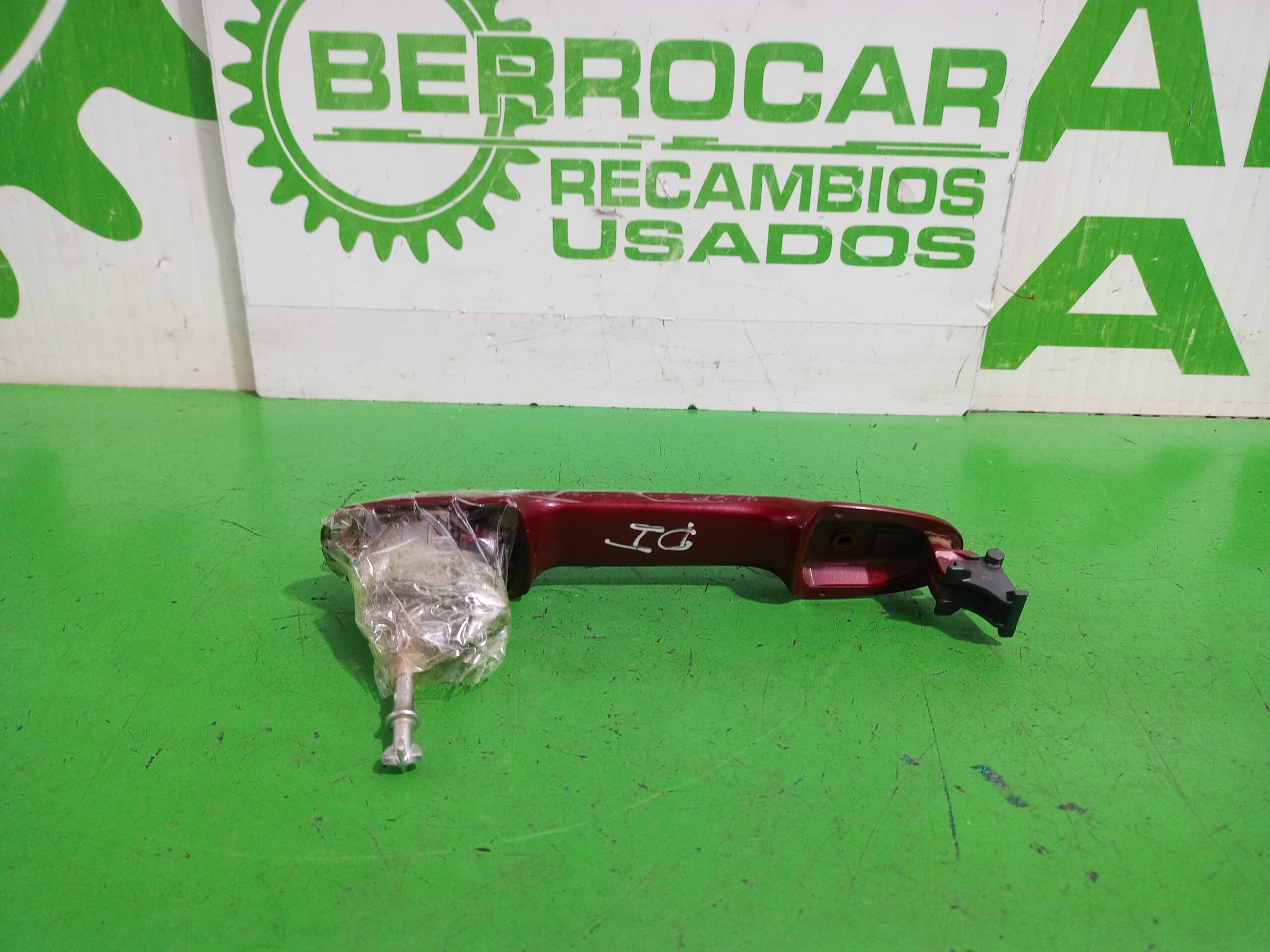 maneta_exterior_delantera_izquierda_6921102924_toyota_auris_touring_sports_e18_hybrid_feel_edition