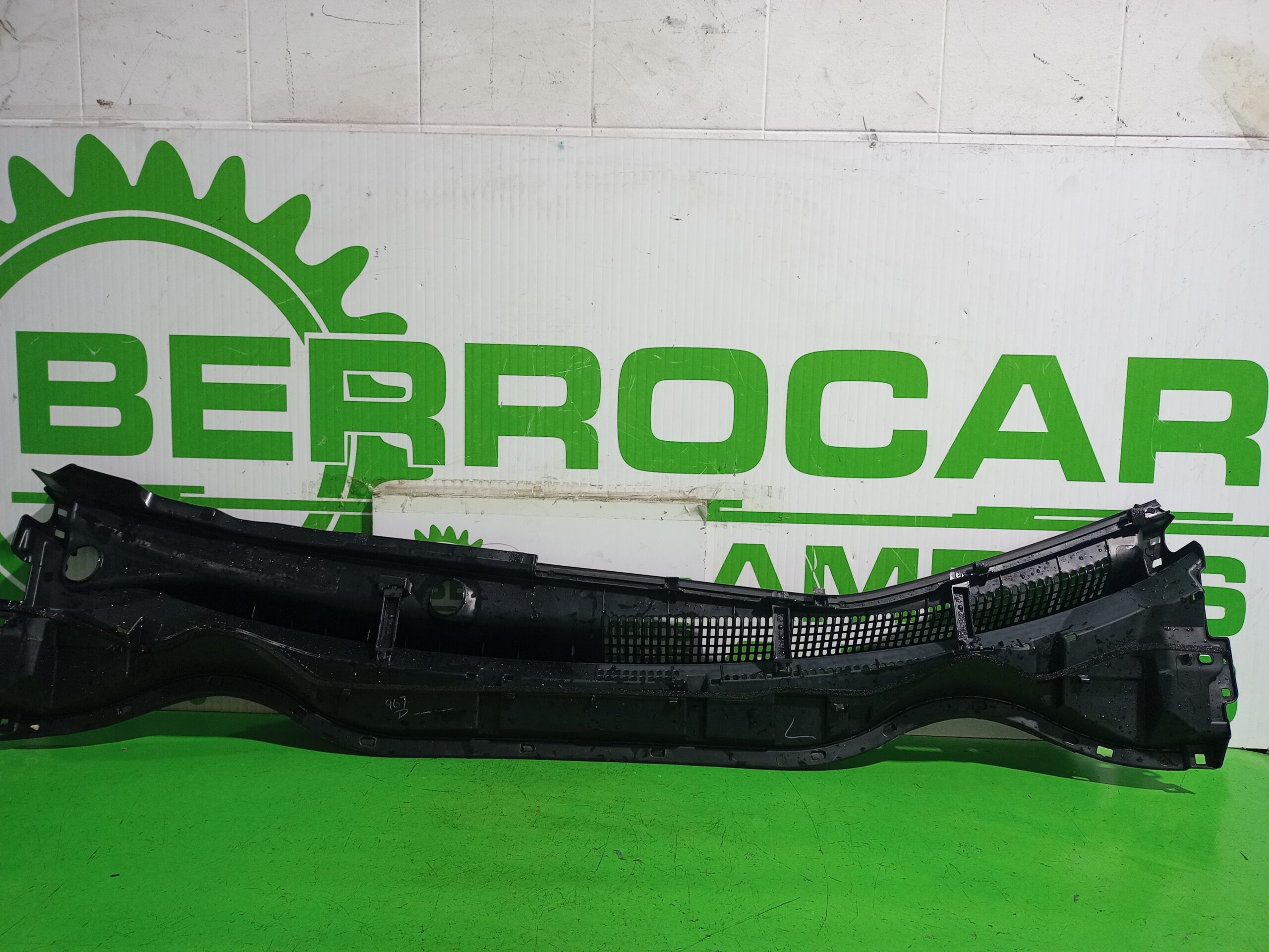 torpedo_5570802470_toyota_auris_touring_sports_e18_hybrid_feel_edition