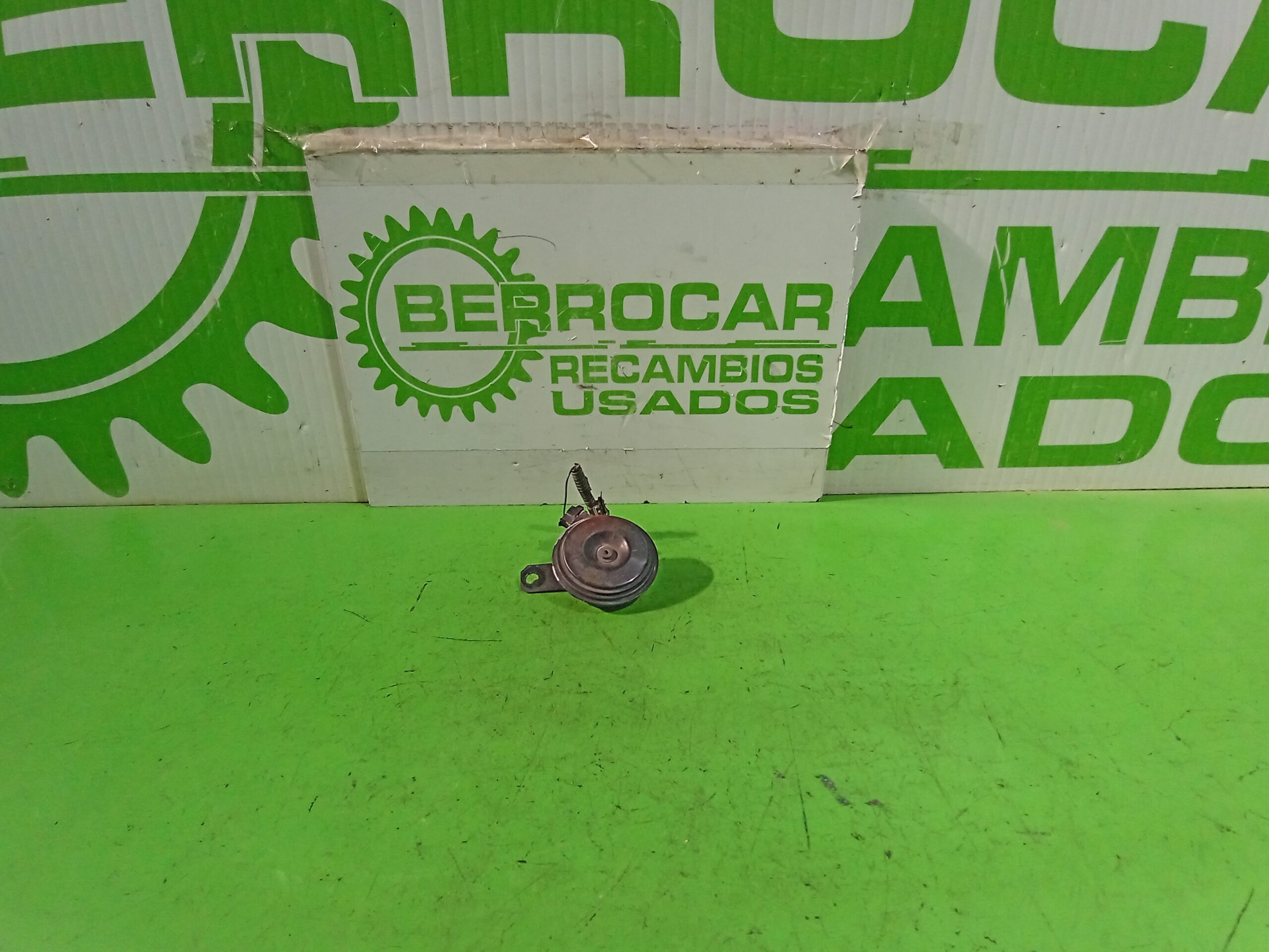 claxon_8650012270_toyota_auris_touring_sports_e18_hybrid_feel_edition