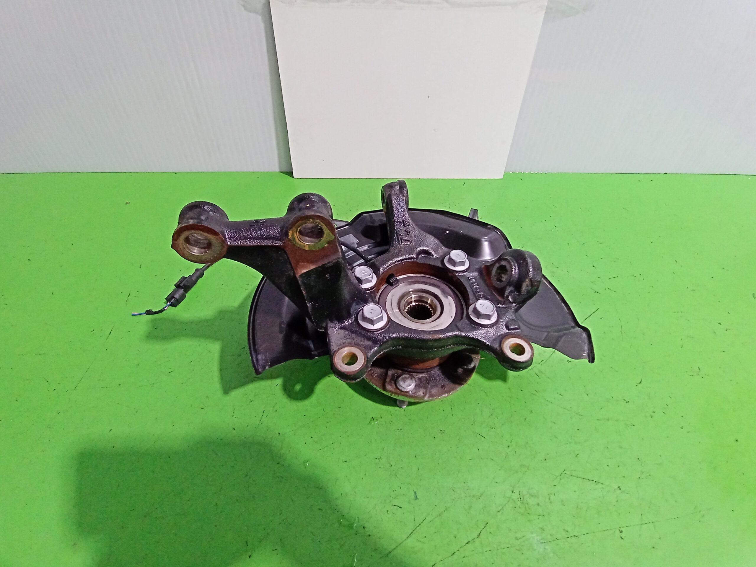 mangueta_delantera_derecha_4321105090_toyota_auris_touring_sports_e18_hybrid_feel_edition