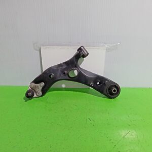 brazo_suspension_inferior_delantero_izquierdo_4806902130_toyota_auris_touring_sports_e18_hybrid_feel_edition