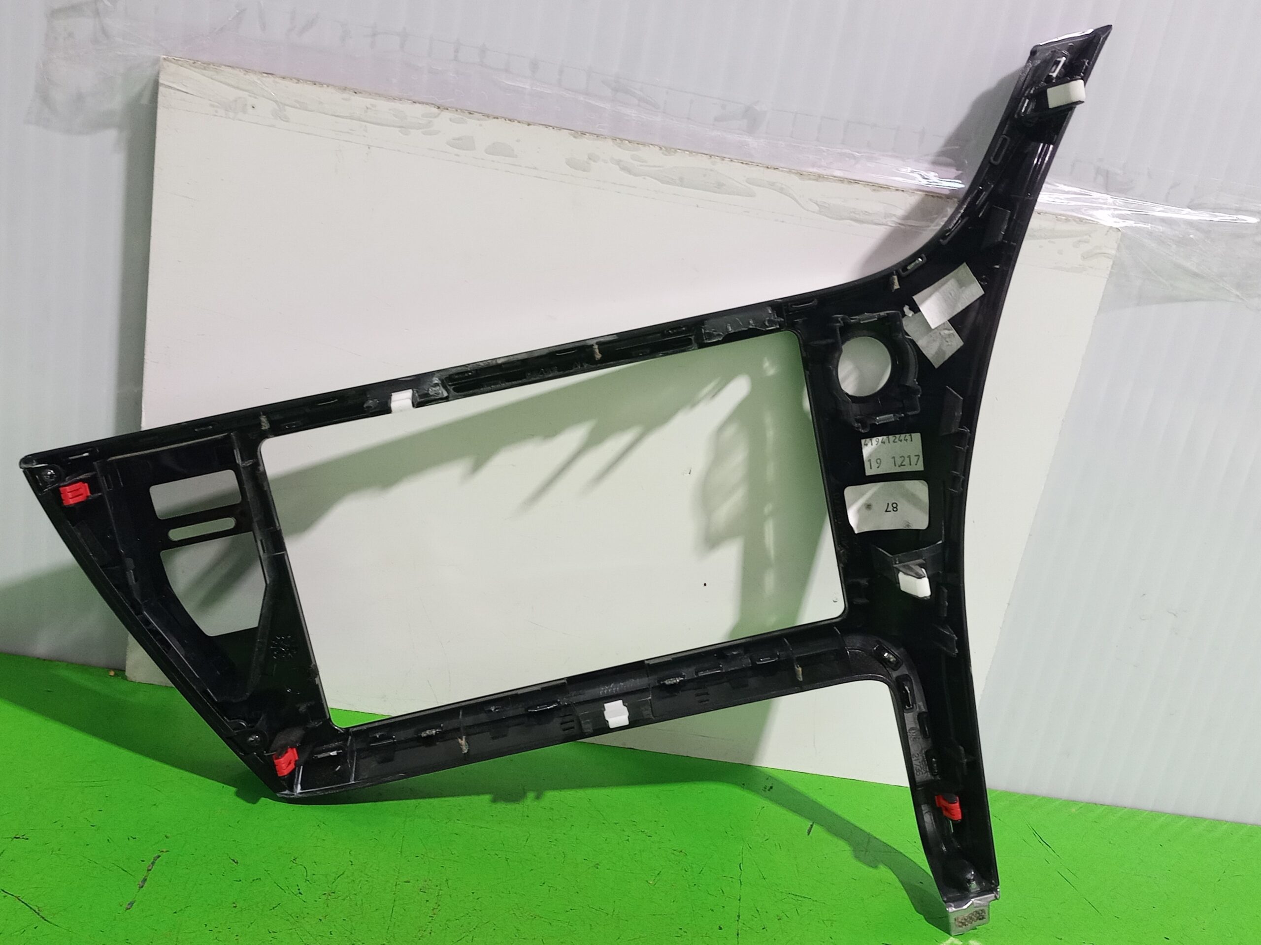 moldura_5540502870_toyota_auris_touring_sports_e18_hybrid_feel_edition