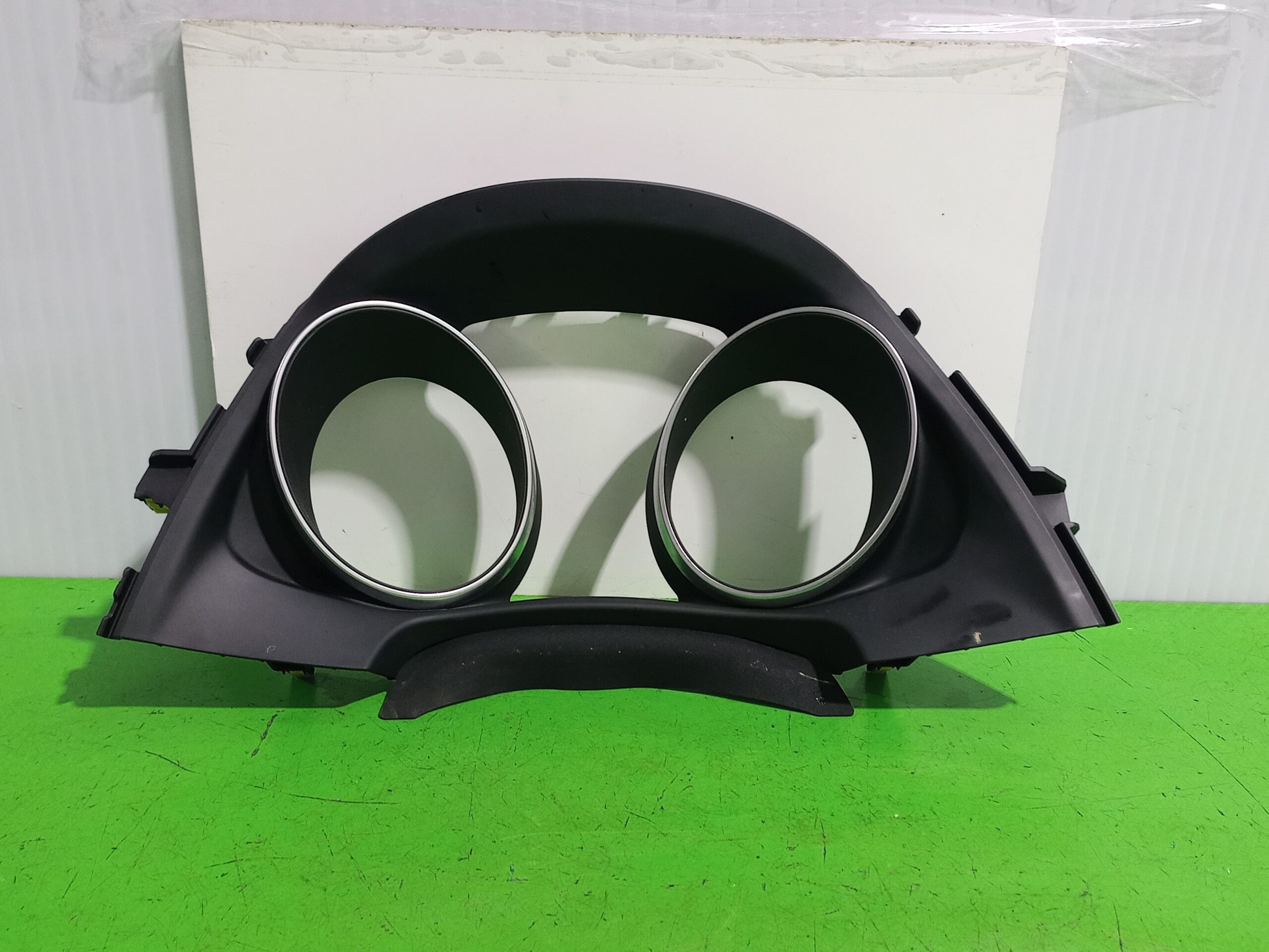 moldura_5543502510_toyota_auris_touring_sports_e18_hybrid_feel_edition